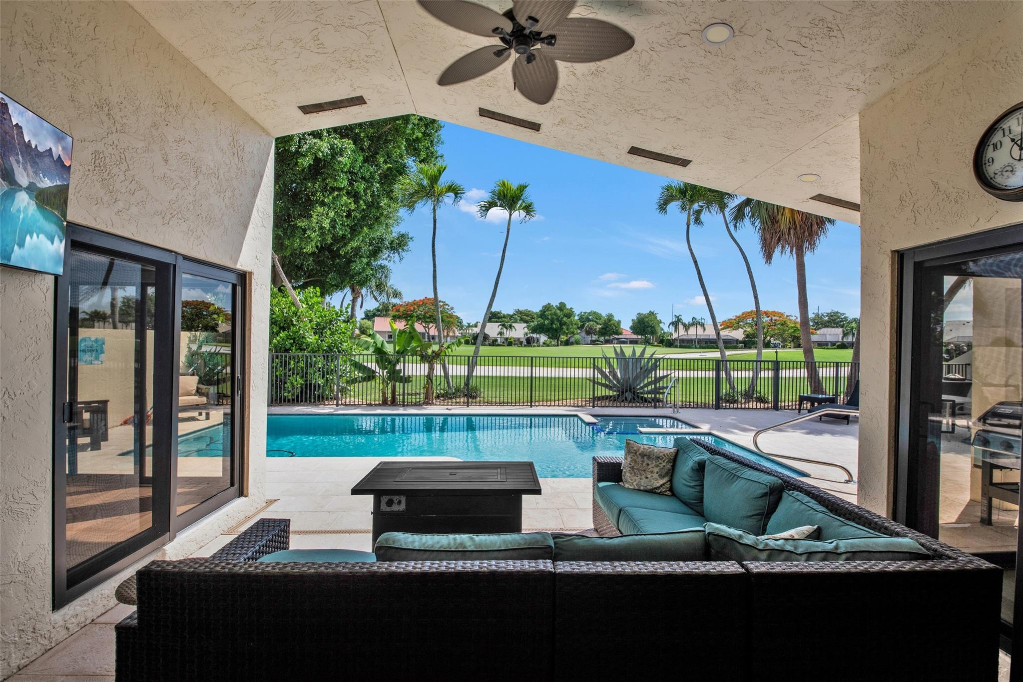 10271 Sunset Bend Dr