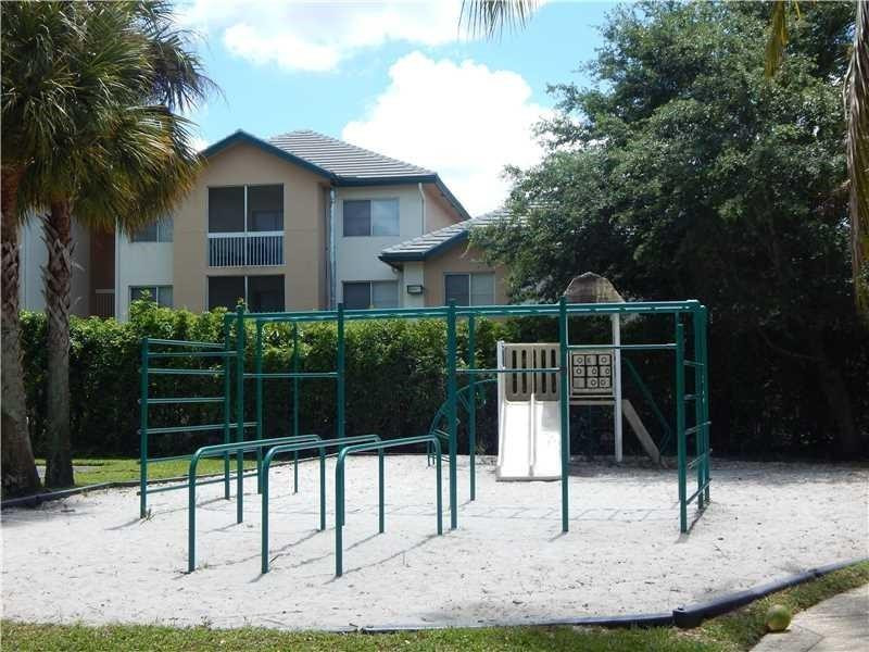 9834 NW 57th Mnr 11