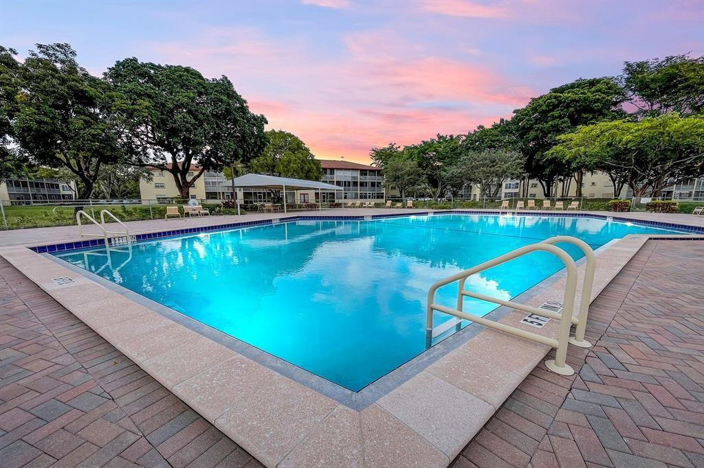 200 SW 132nd Way 302L