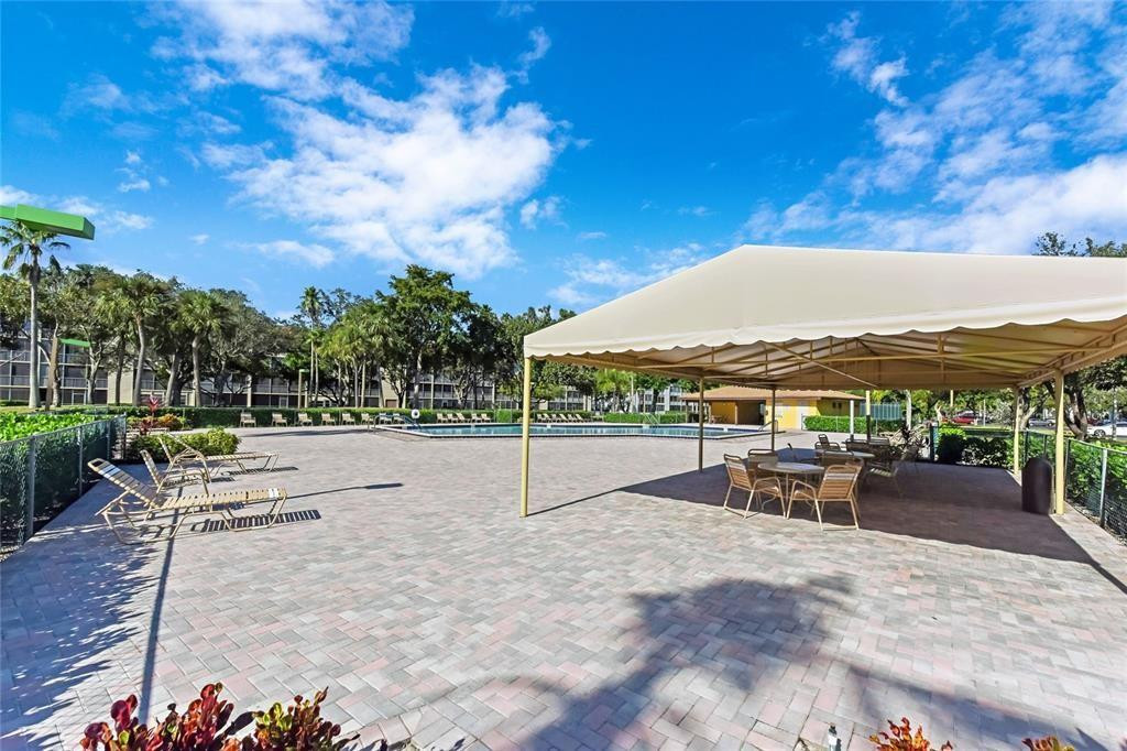 200 SW 132nd Way 302L