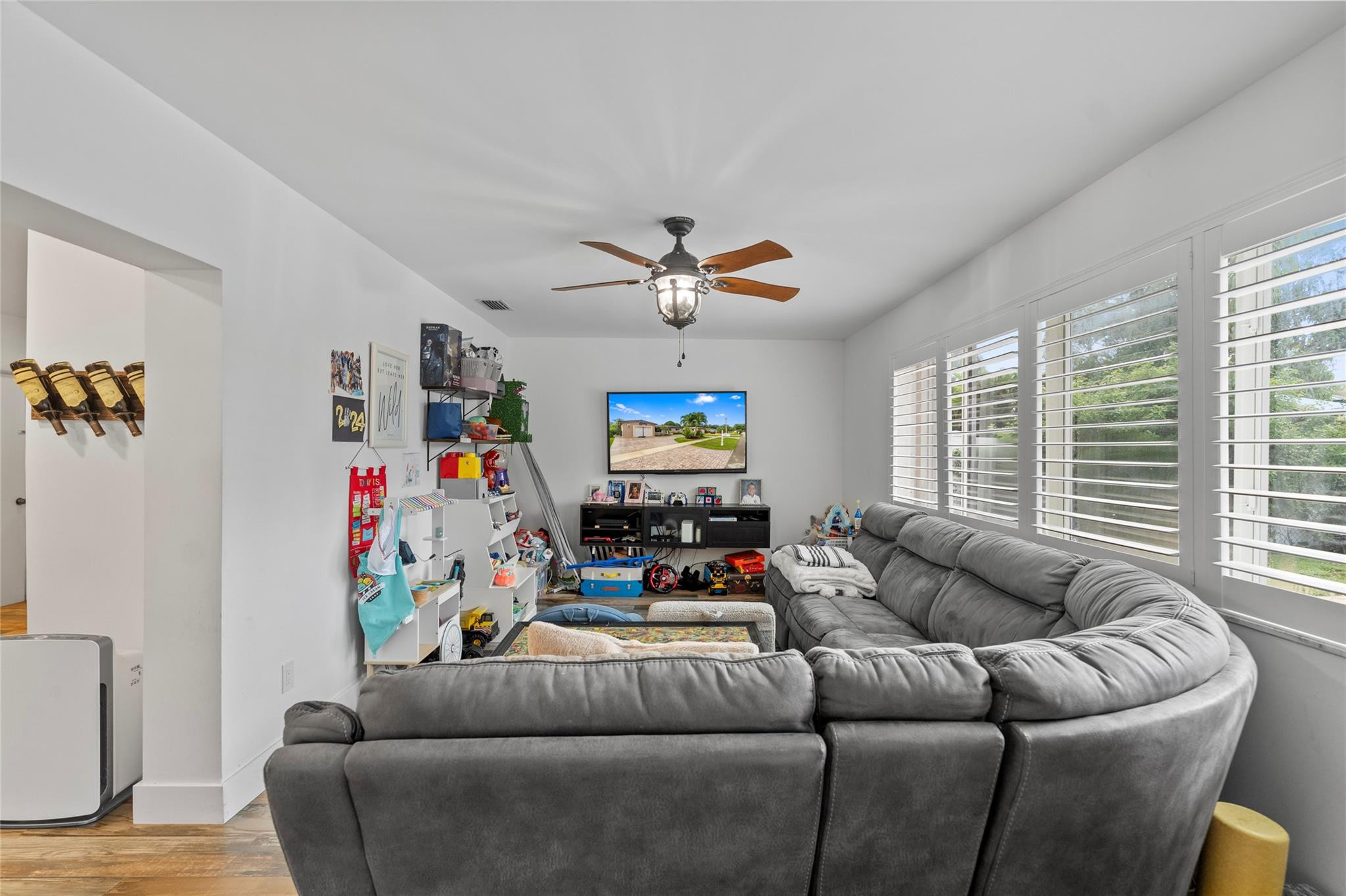 1621 NW 115th Ave