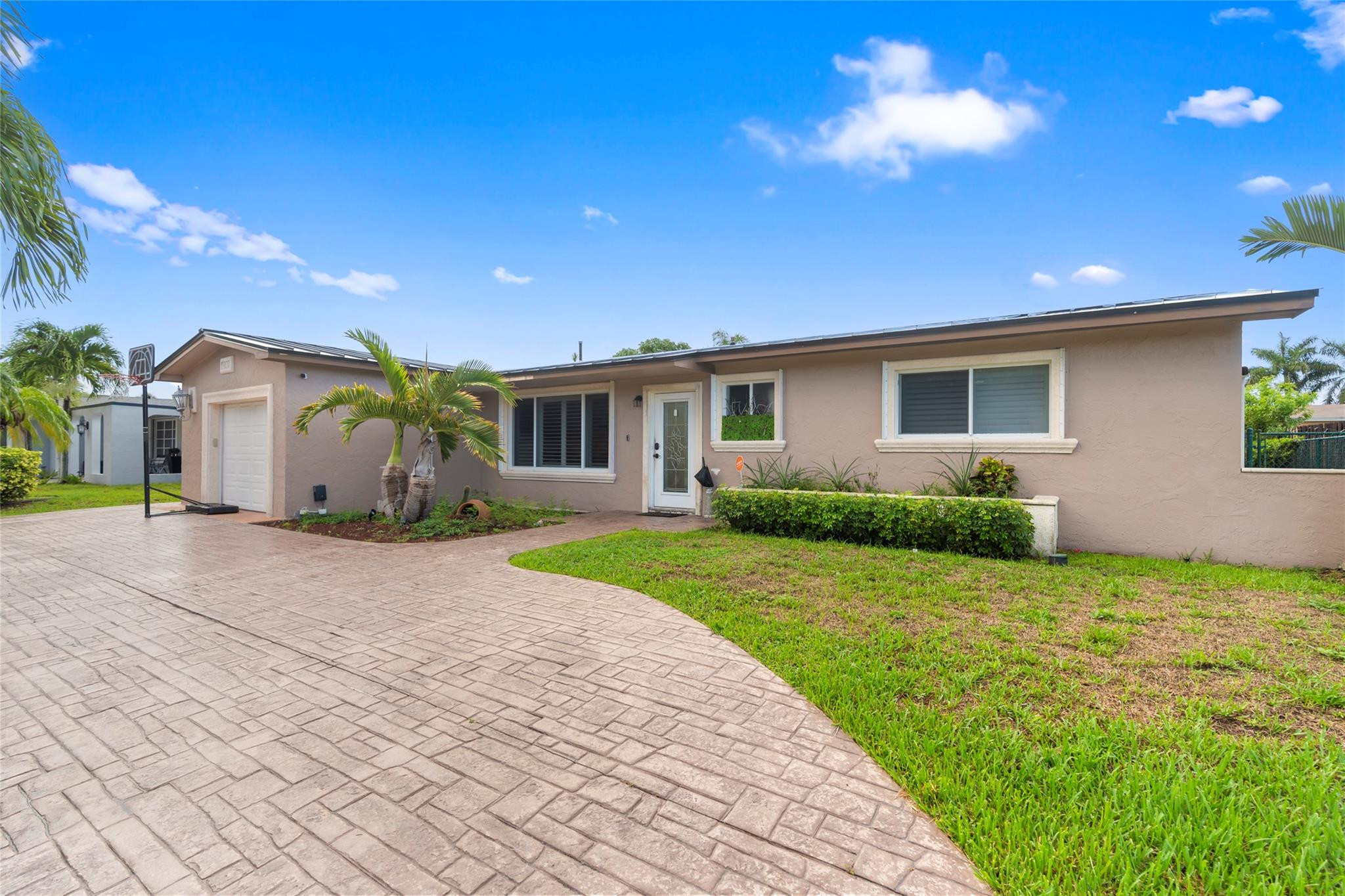 1621 NW 115th Ave