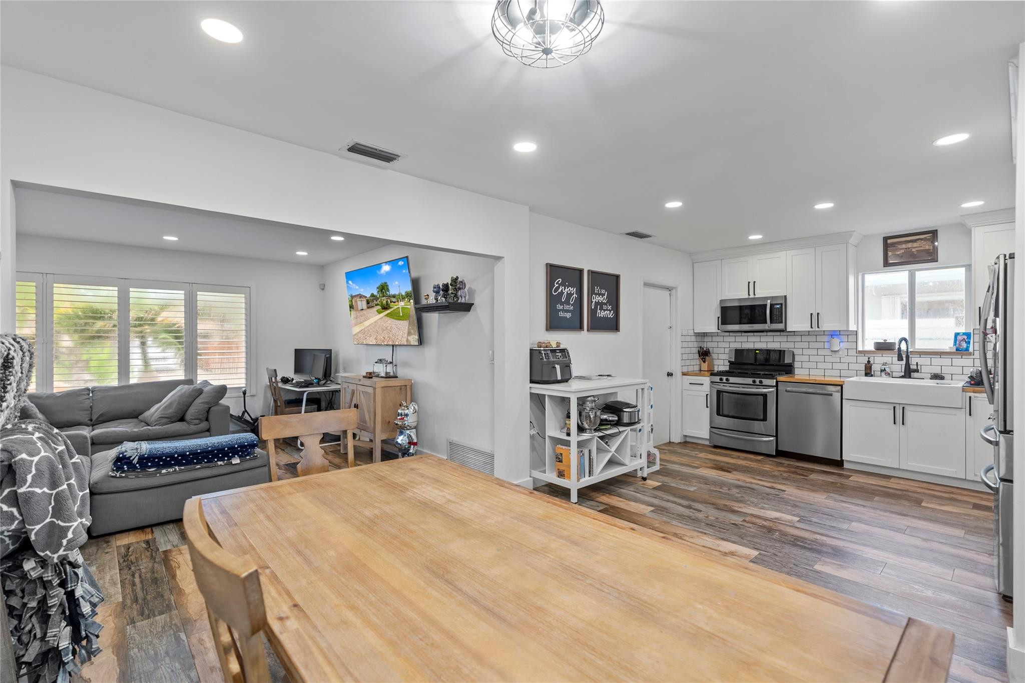 1621 NW 115th Ave