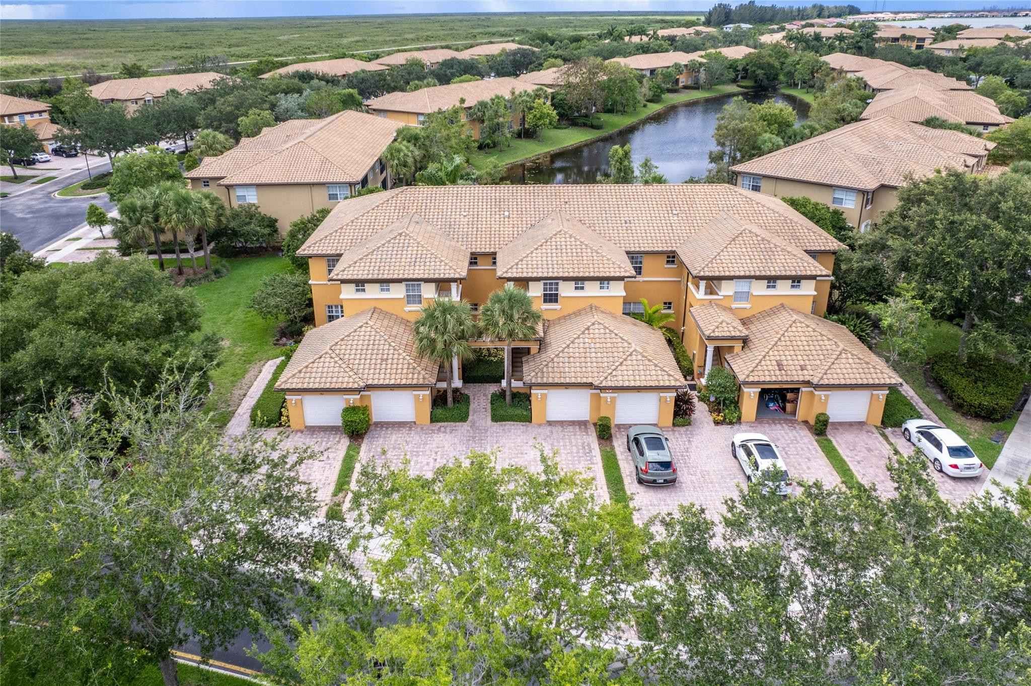 7963 NW 127th Ln 5-D