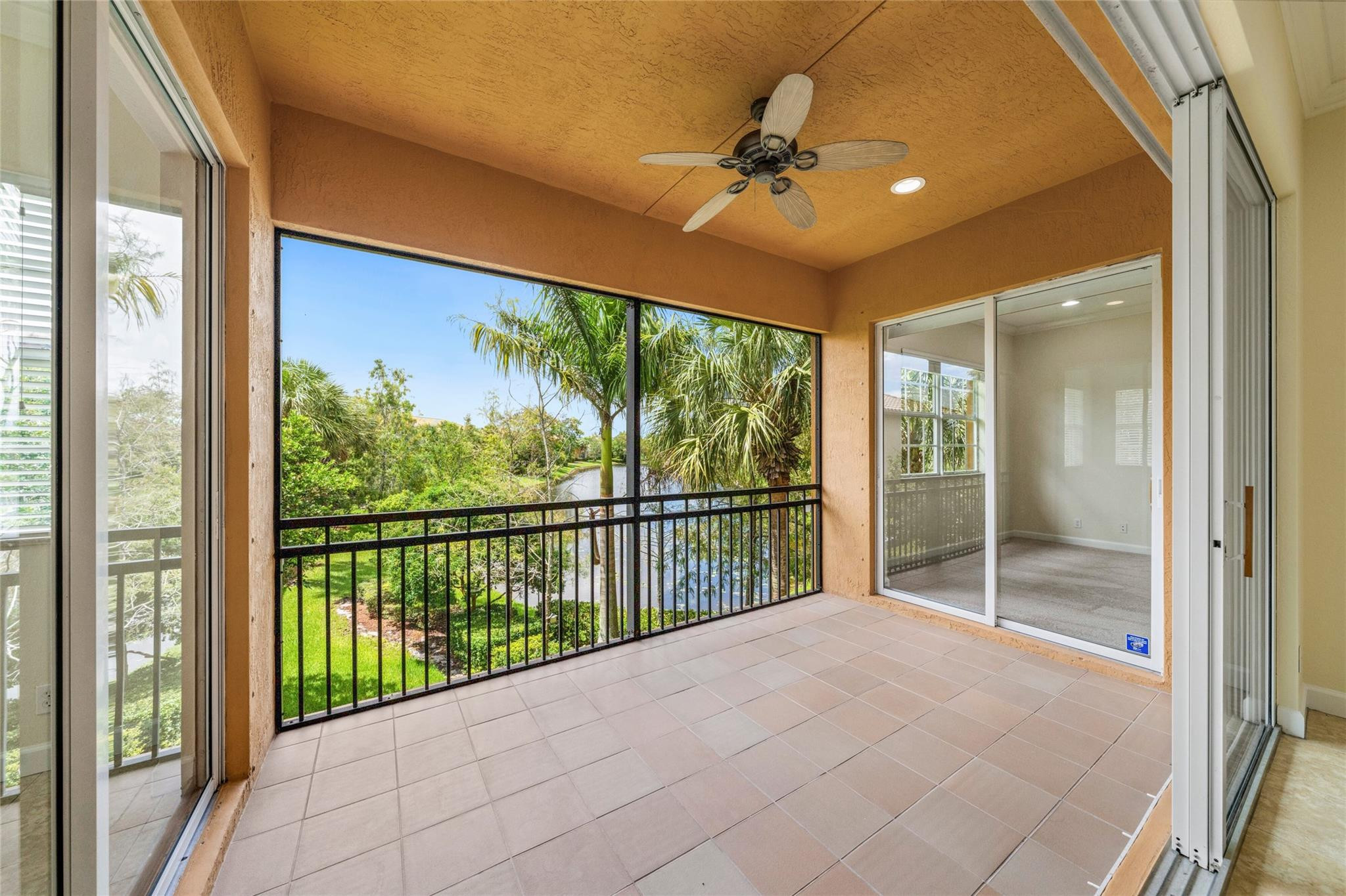 7963 NW 127th Ln 5-D