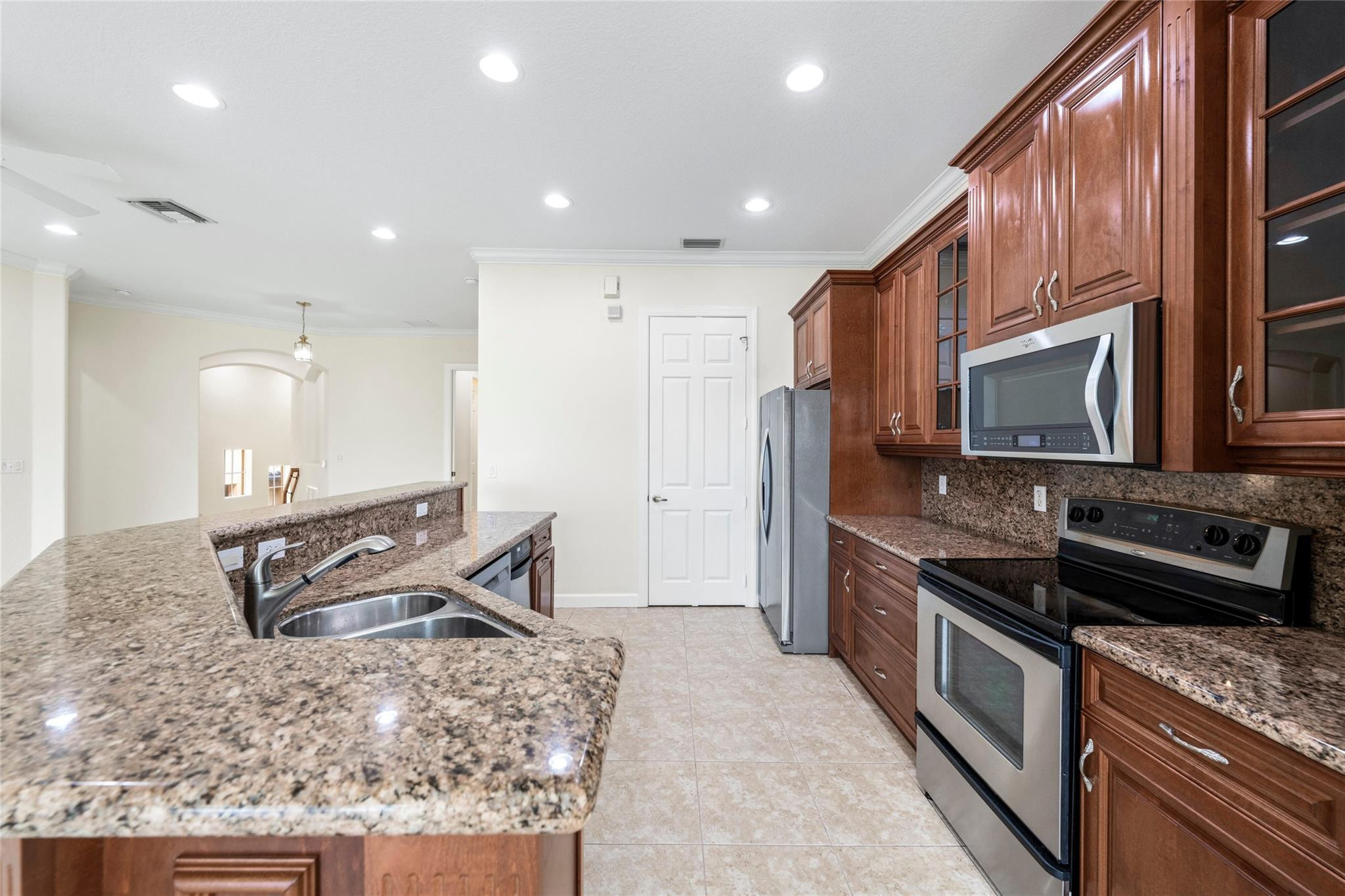 7963 NW 127th Ln 5-D