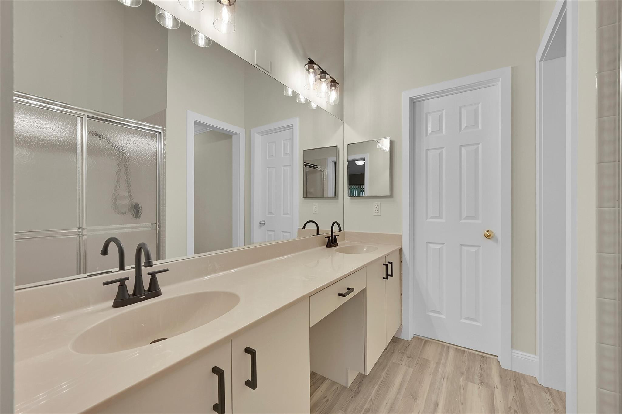 7524 Pinewalk Dr 173