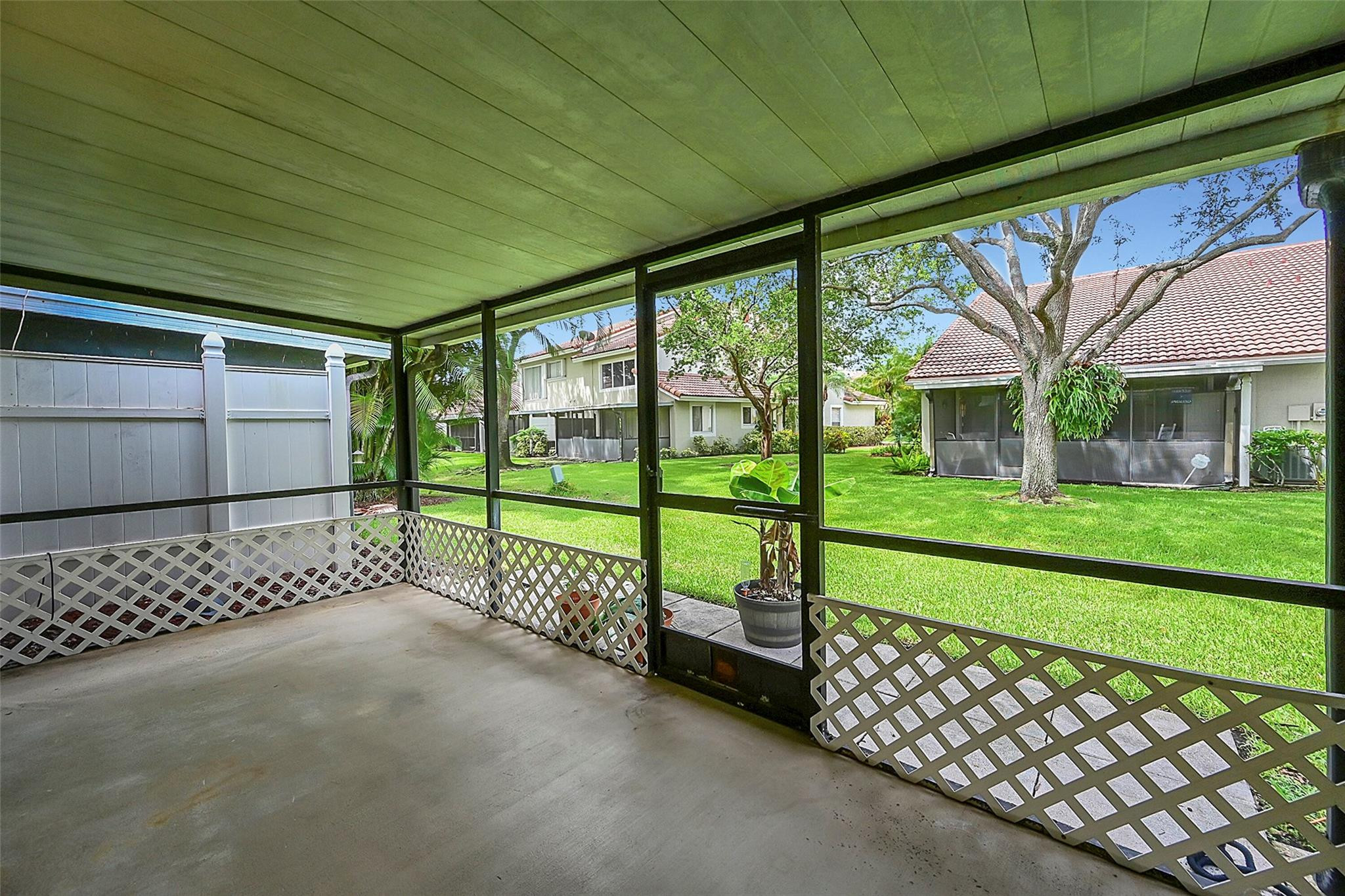 7524 Pinewalk Dr 173