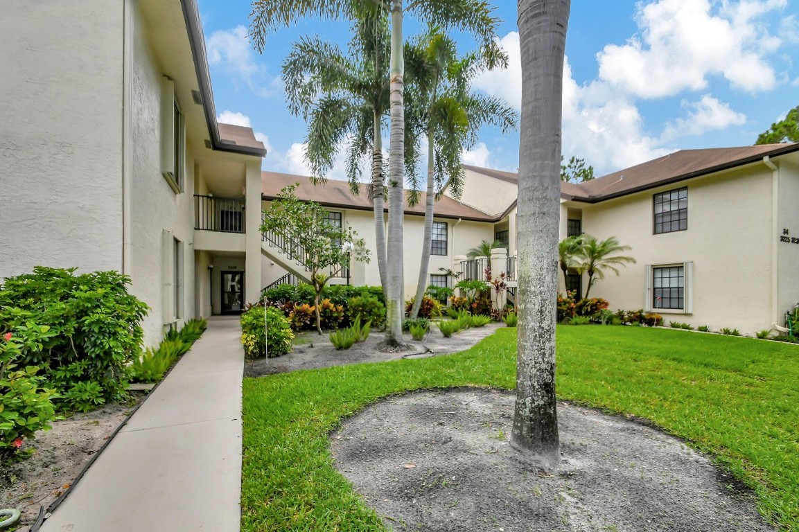 3229 Jog Park Dr 3229