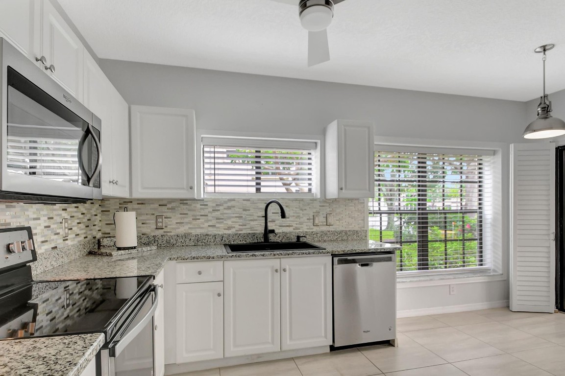 3229 Jog Park Dr 3229