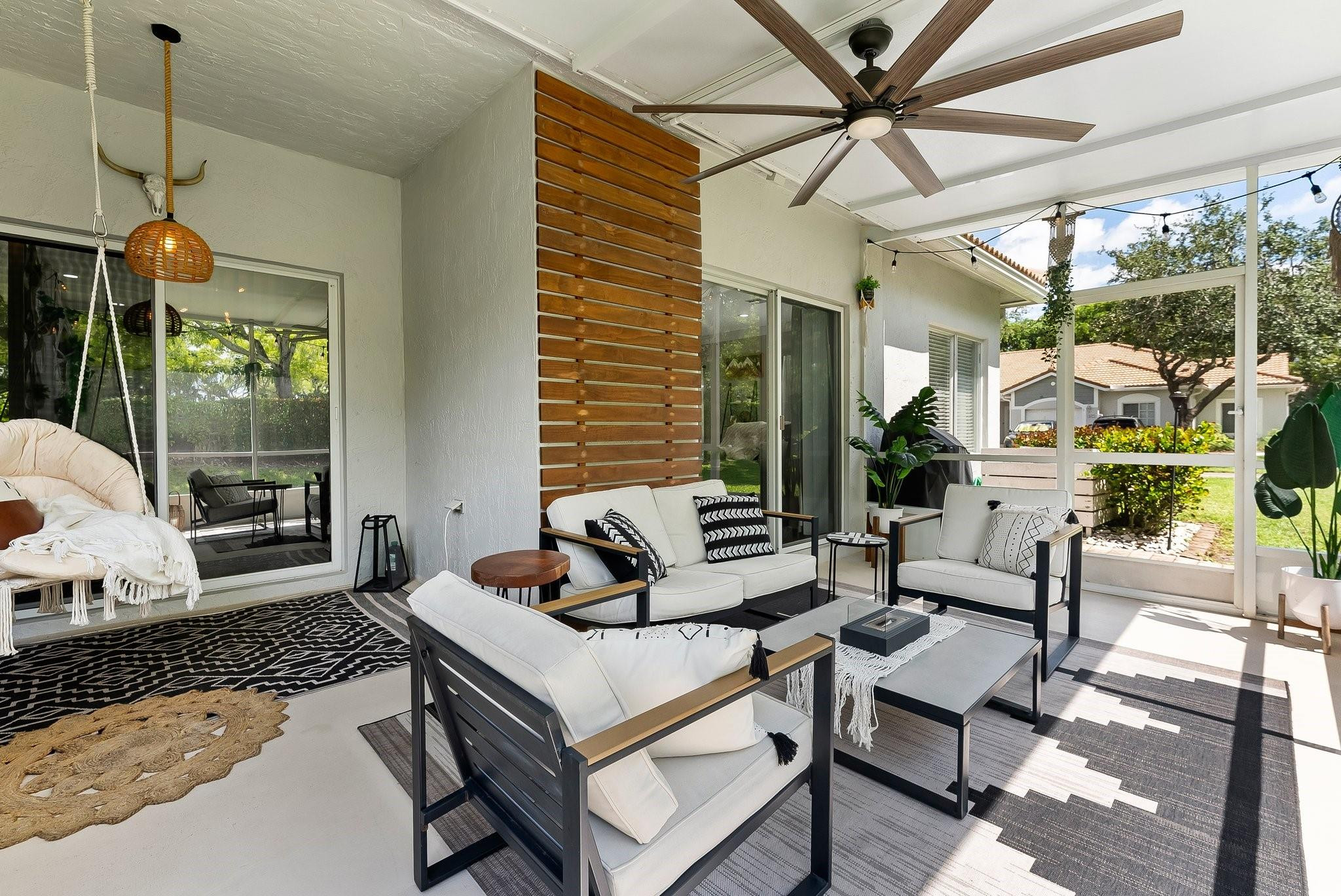 4620 SW 12th Place