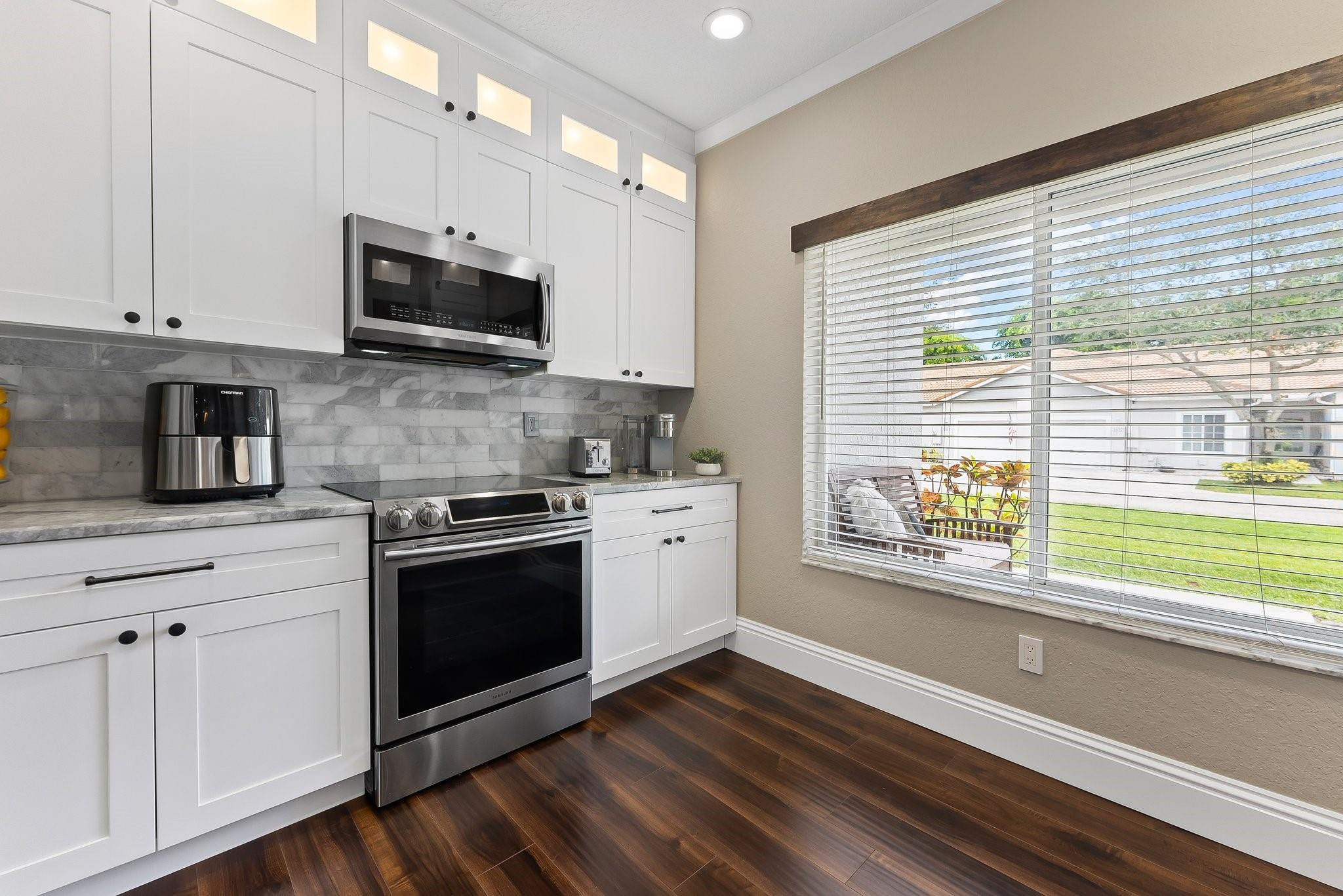 4620 SW 12th Place