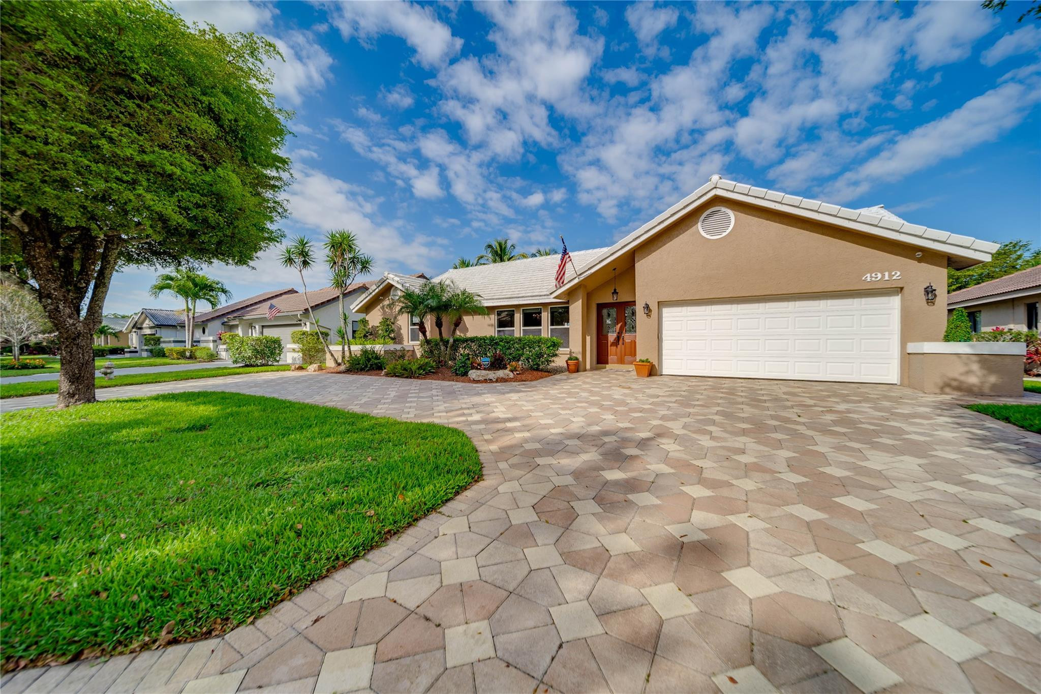 4912 NW 58th Ter