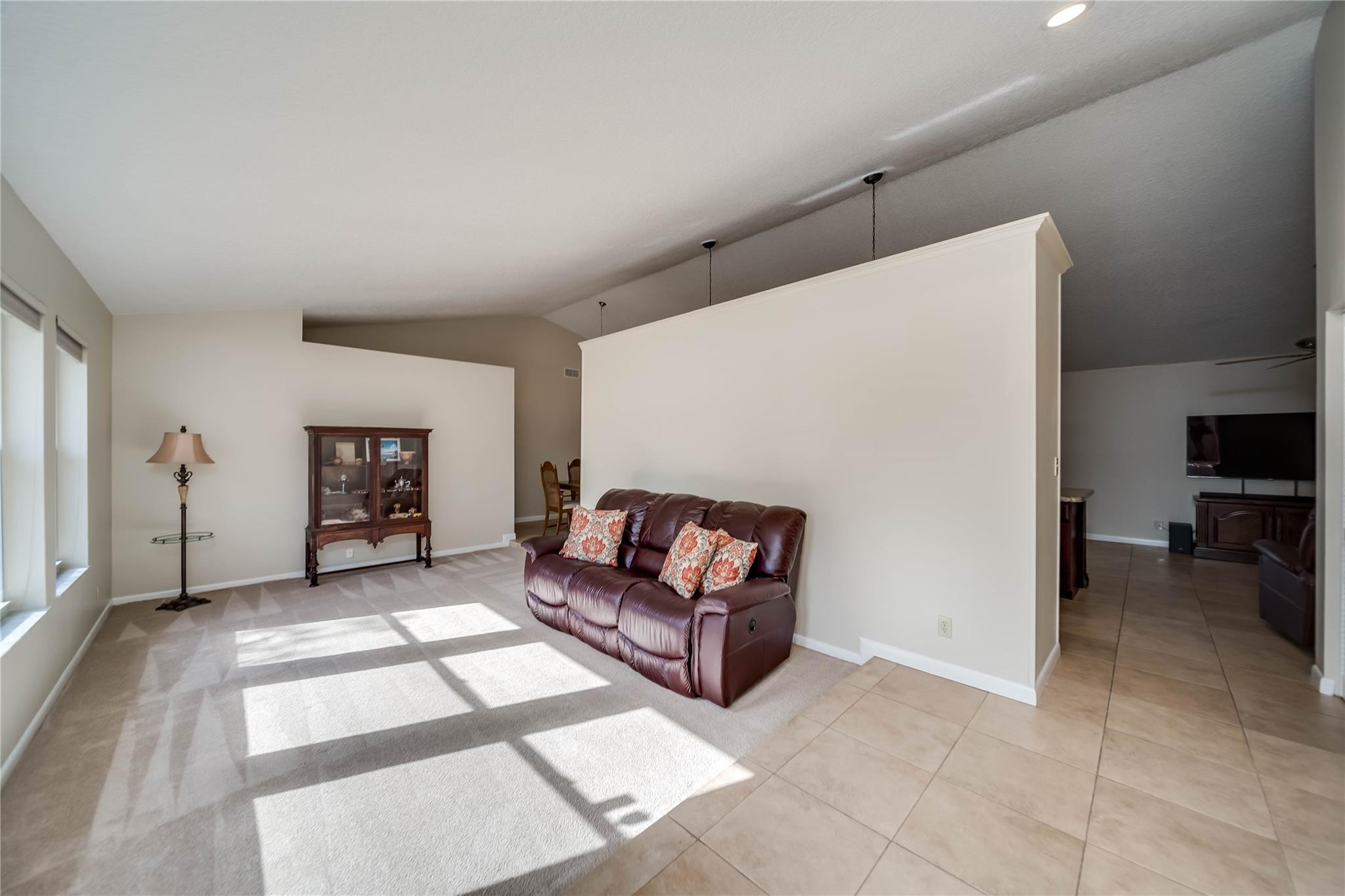 4912 NW 58th Ter