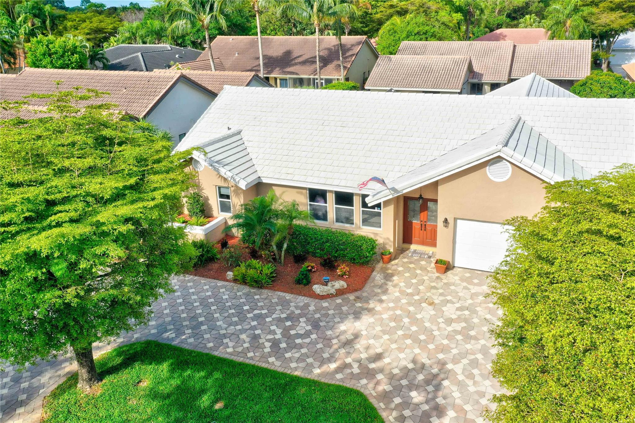 4912 NW 58th Ter