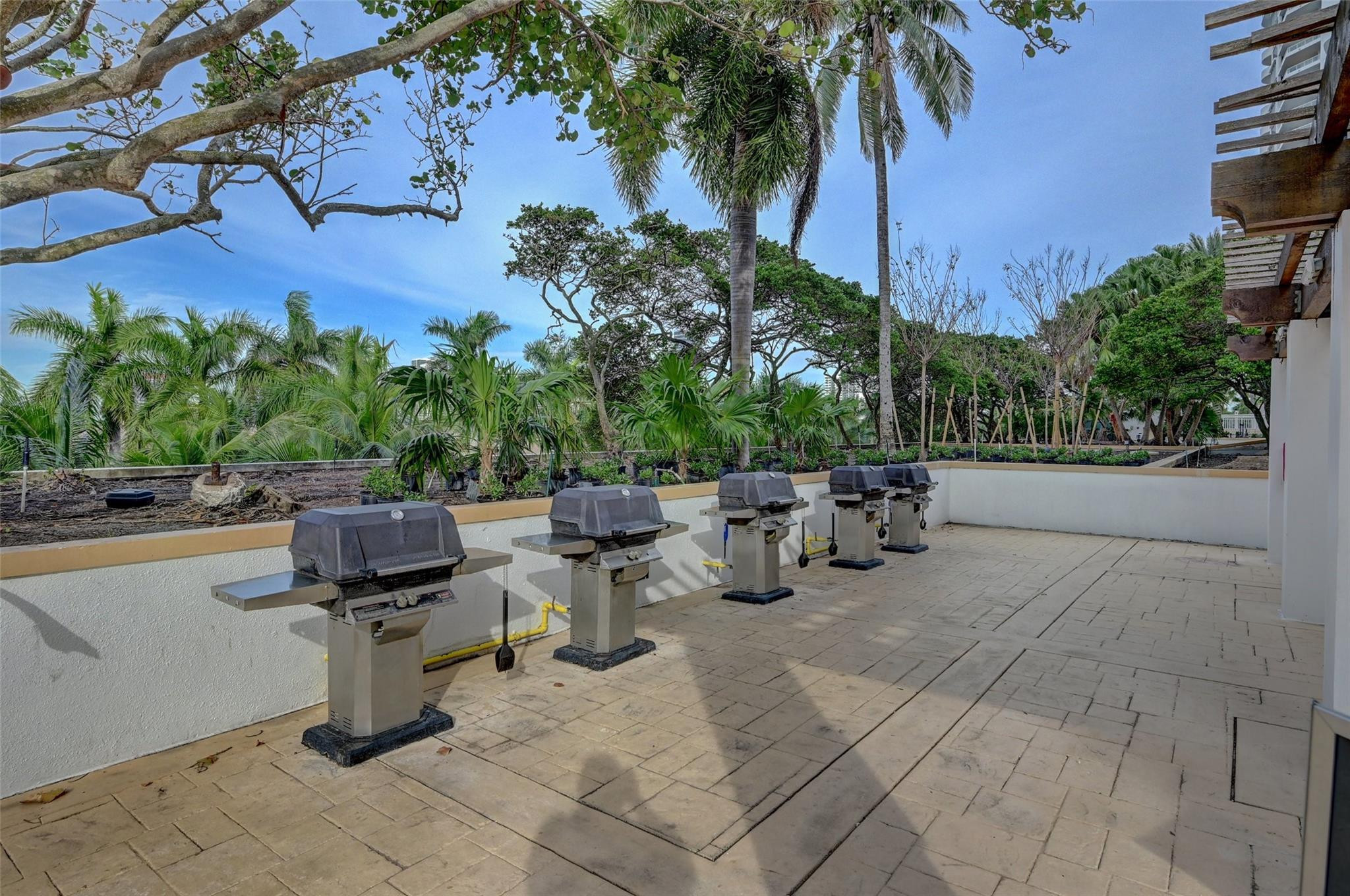 21205 Yacht Club Drive 505