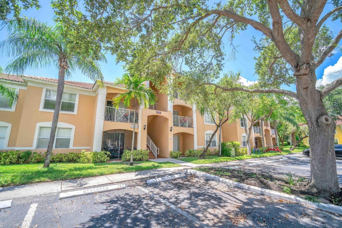 5630 NW 61st St 1317