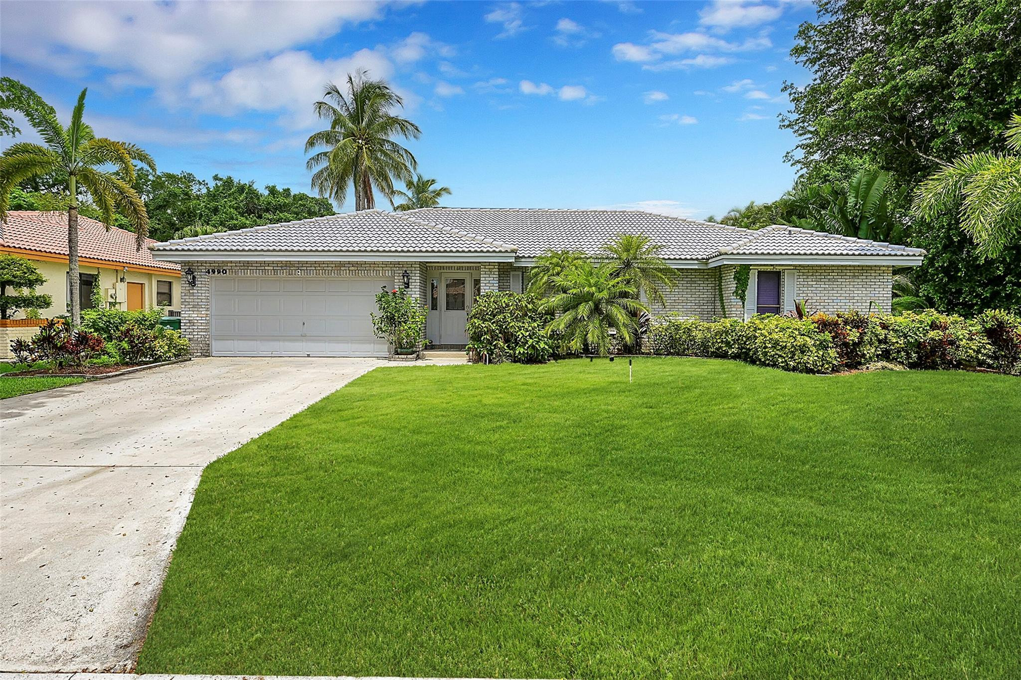 4990 NW 59th Way