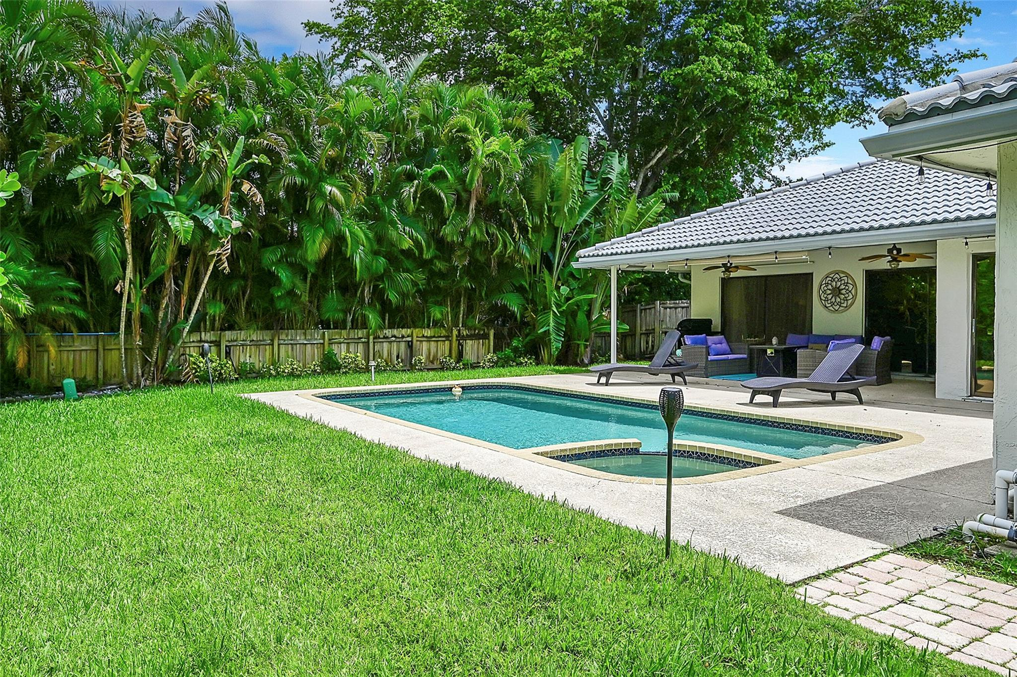 4990 NW 59th Way
