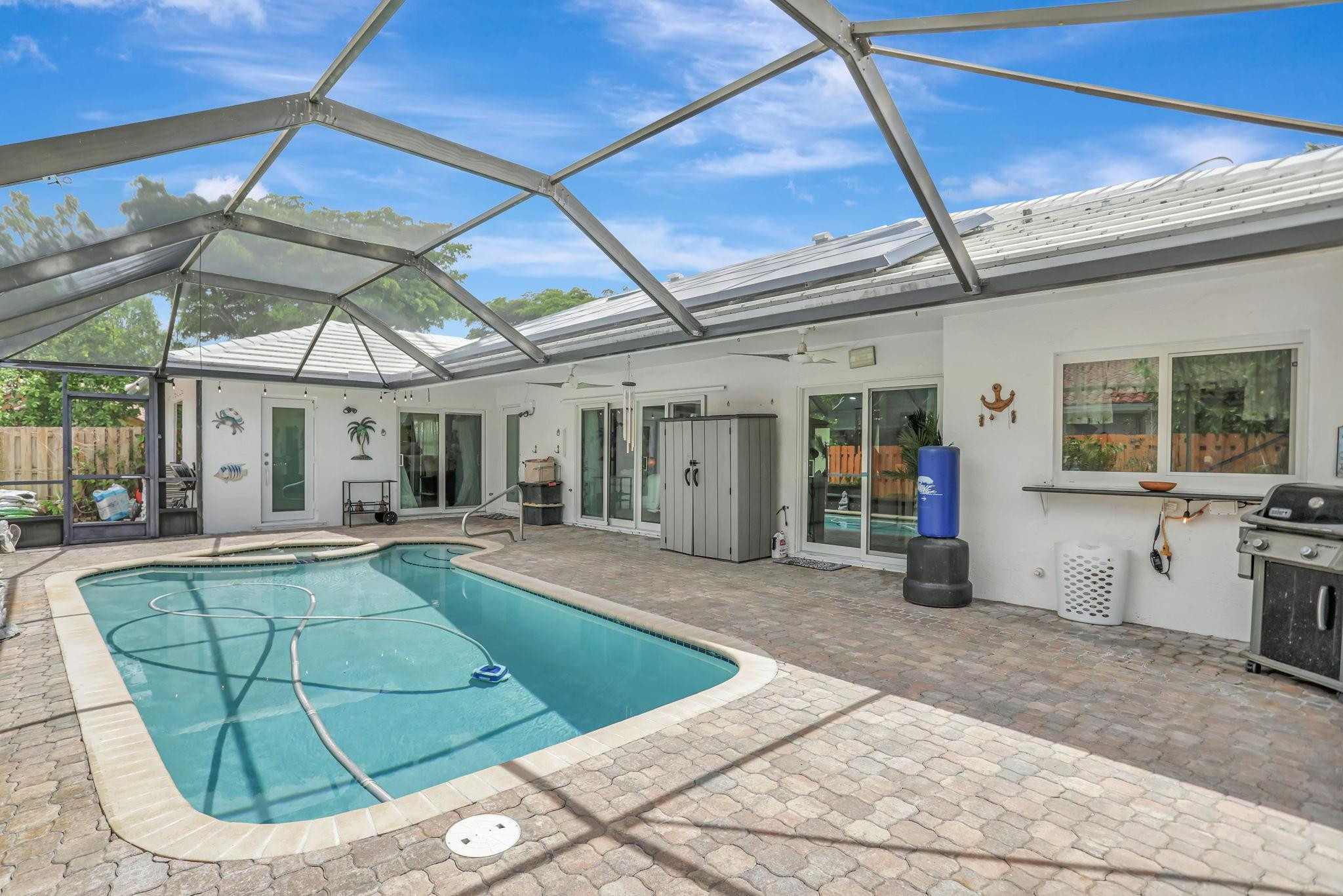 4722 NW 59th Way