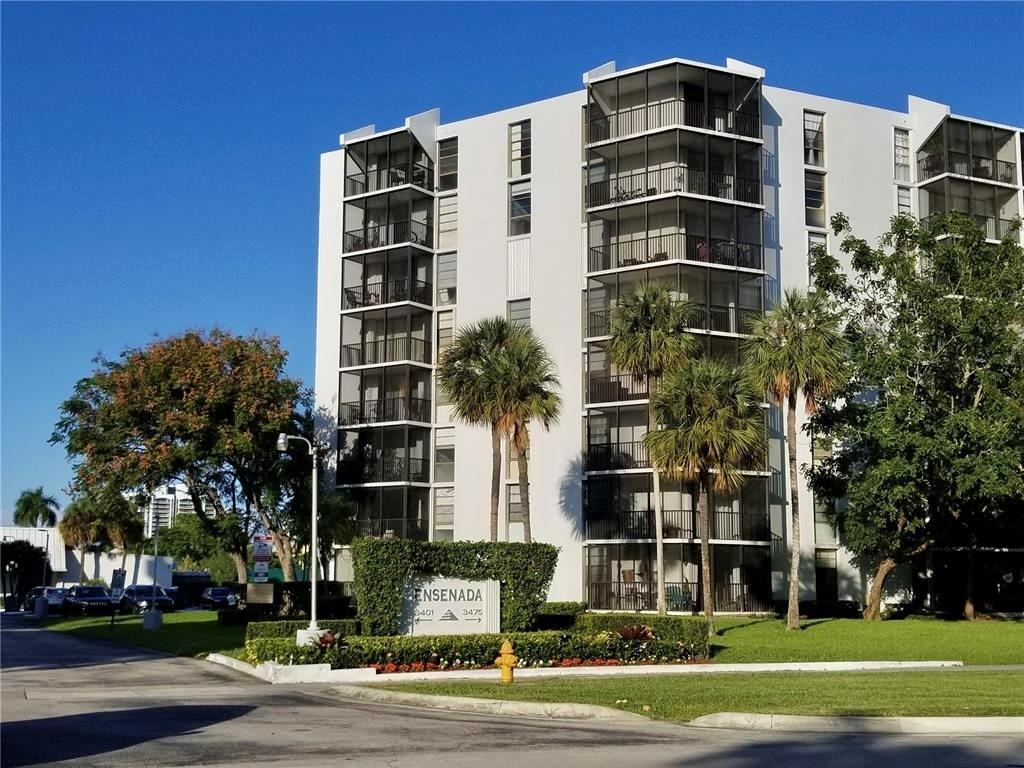 3475 N Country Club Dr 408