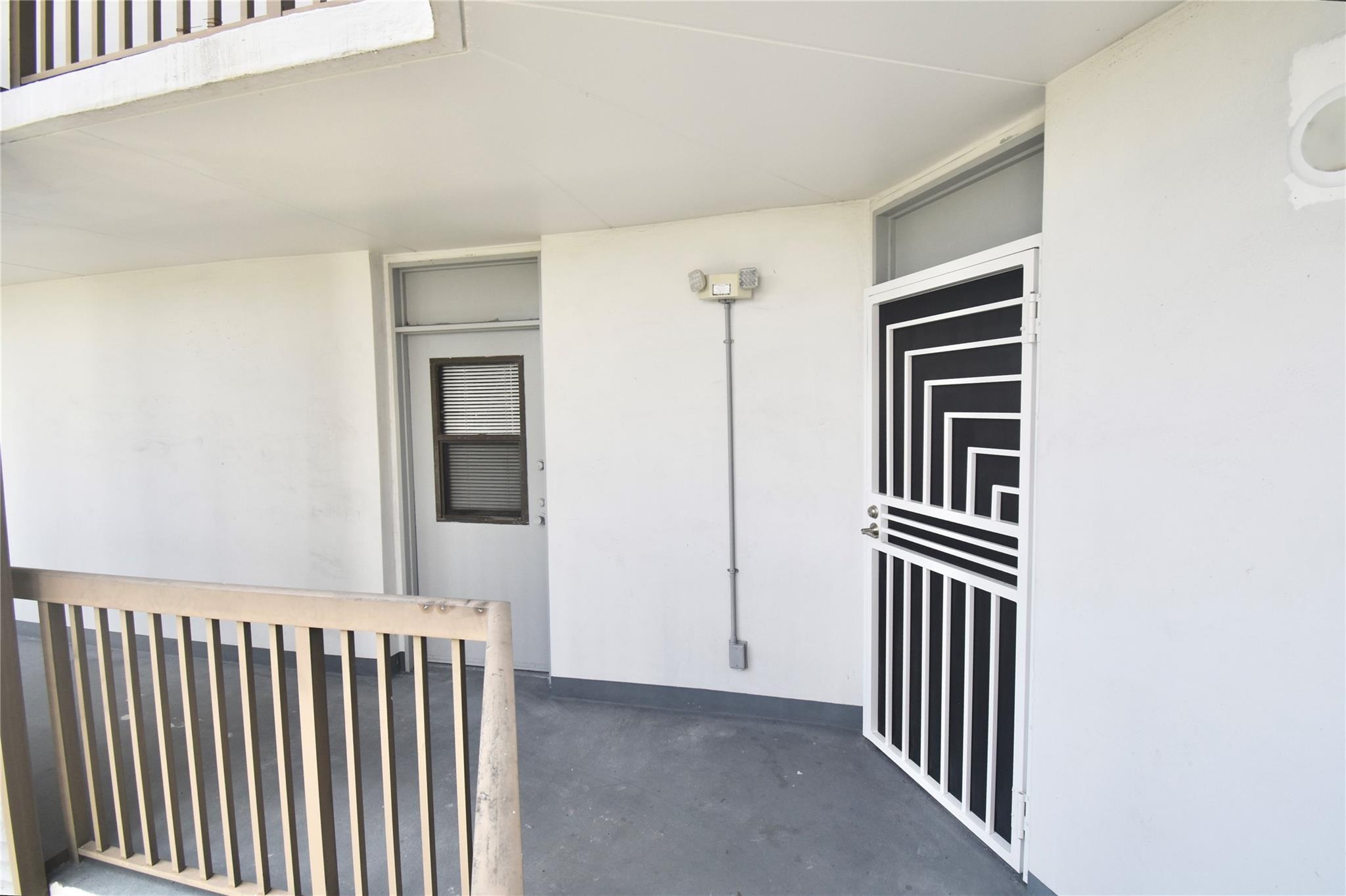 3475 N Country Club Dr 408