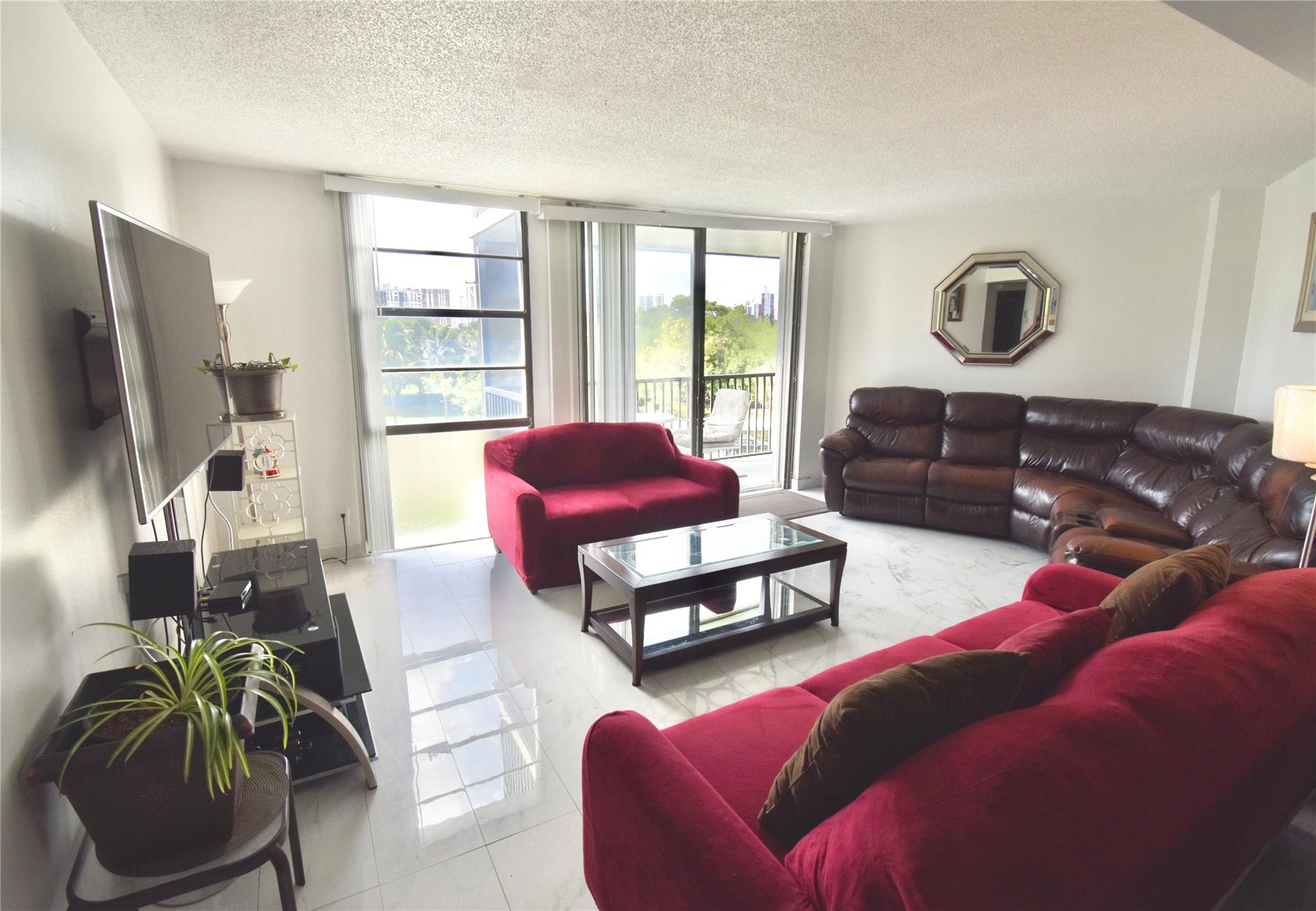 3475 N Country Club Dr 408