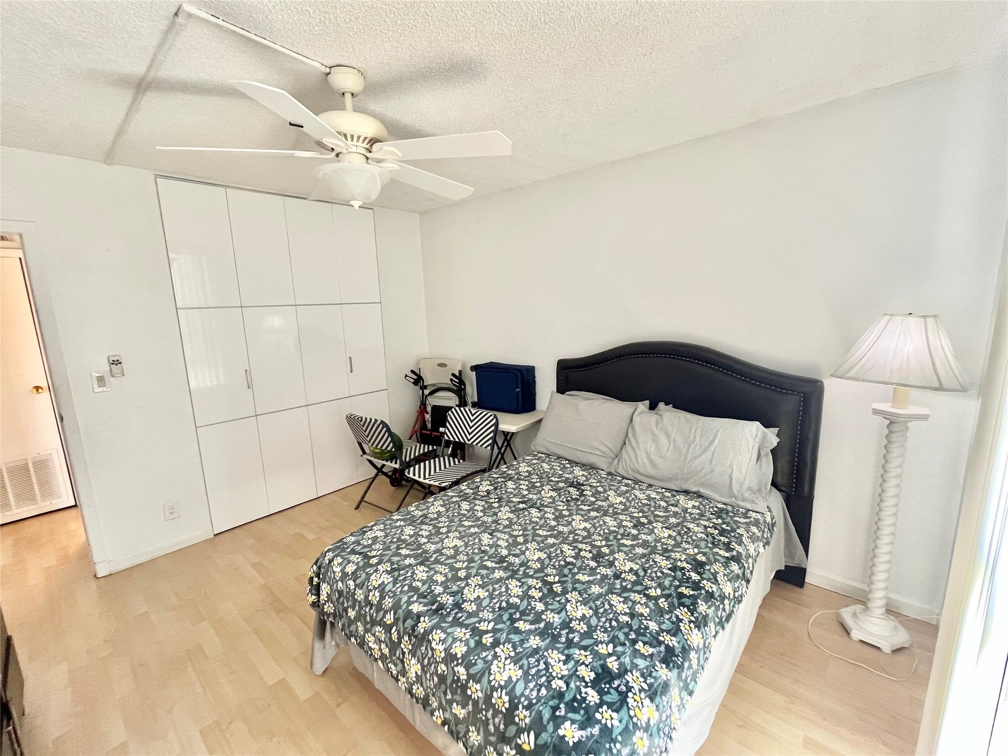 3475 N Country Club Dr 408