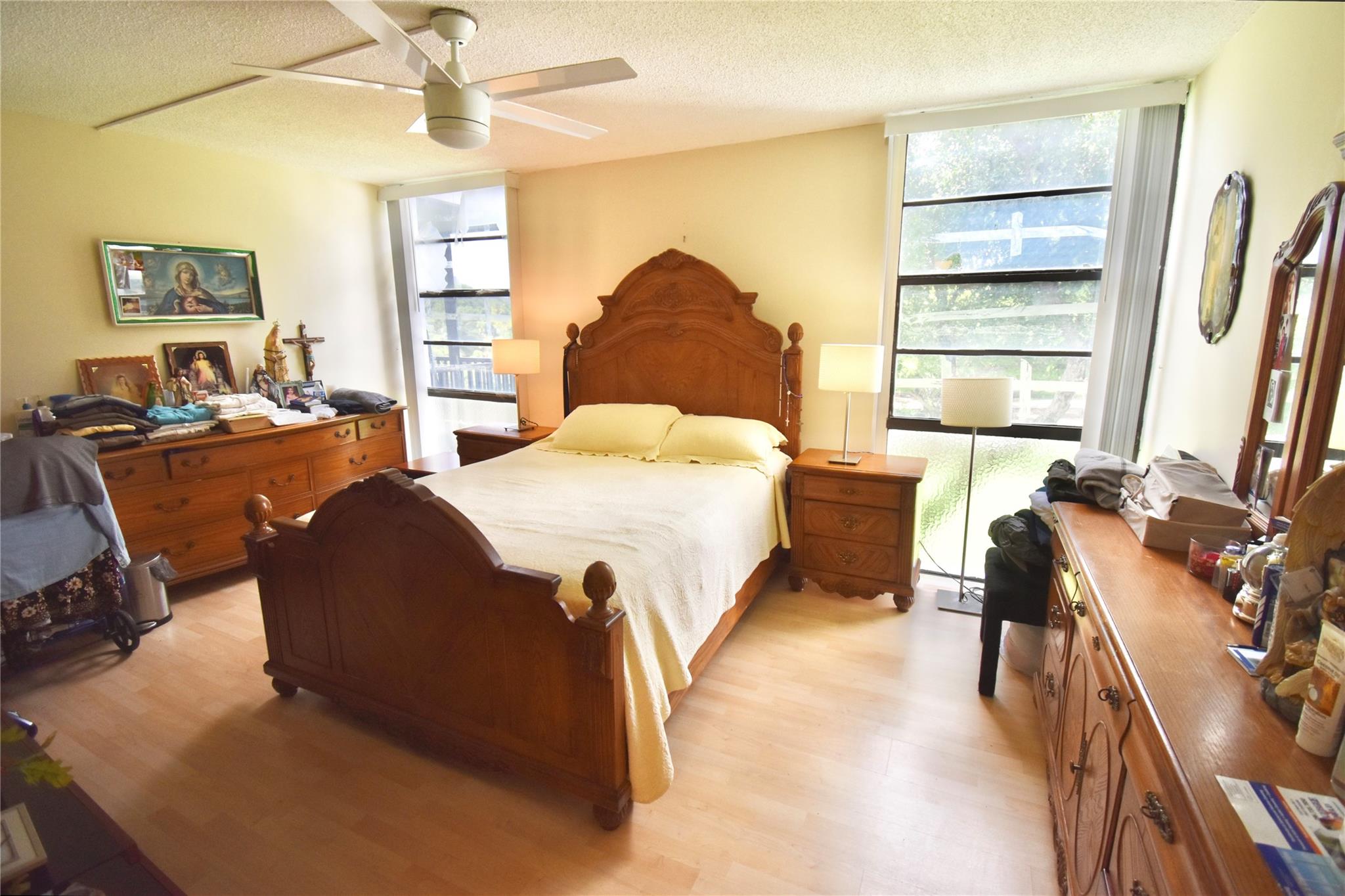 3475 N Country Club Dr 408