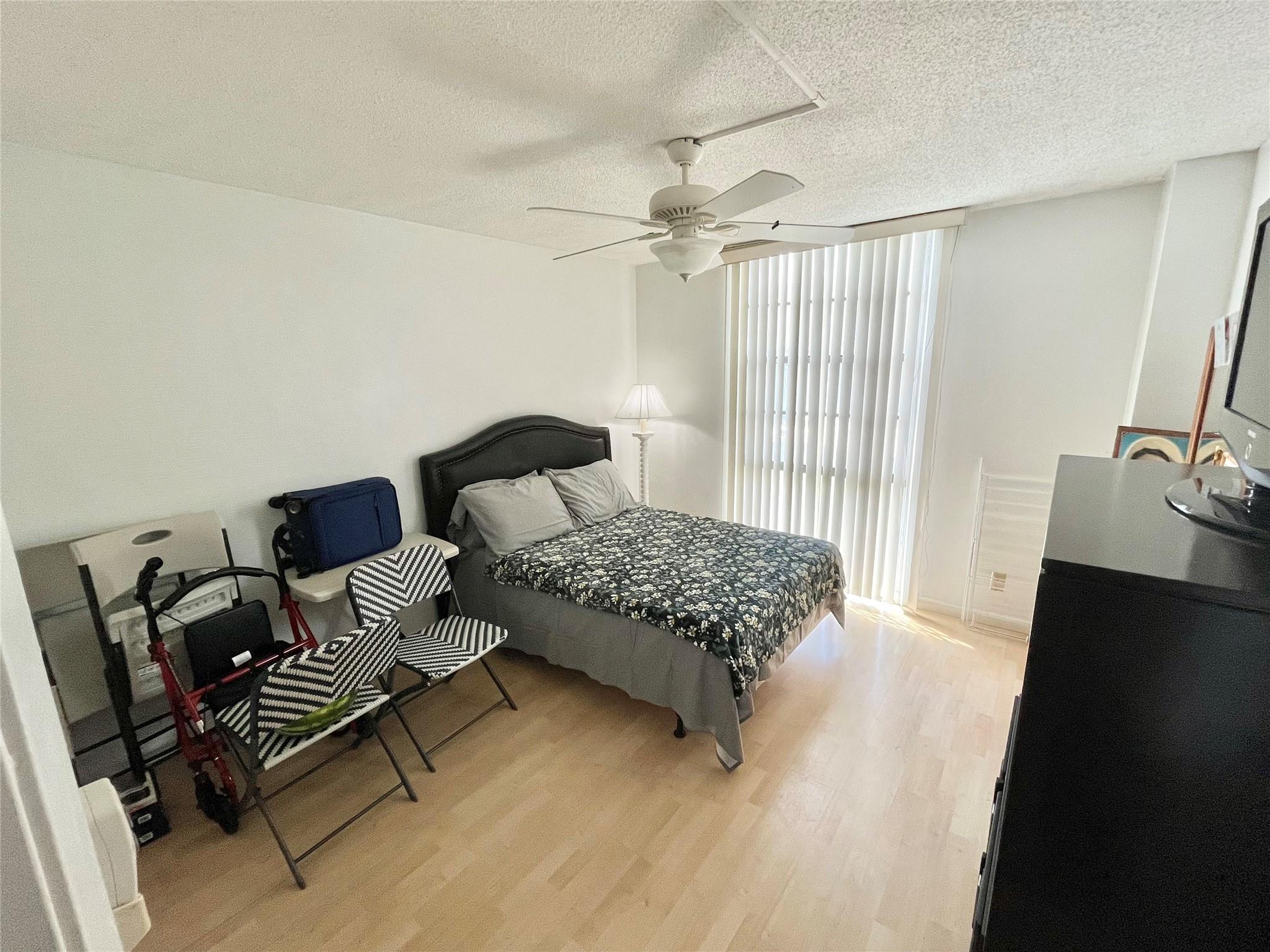 3475 N Country Club Dr 408