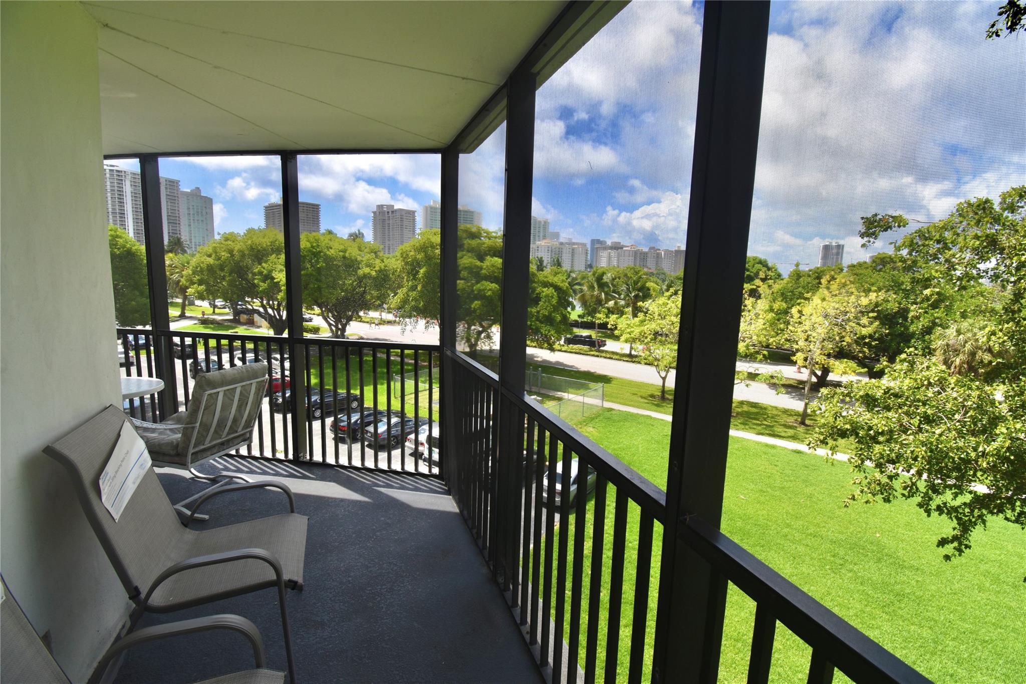 3475 N Country Club Dr 408