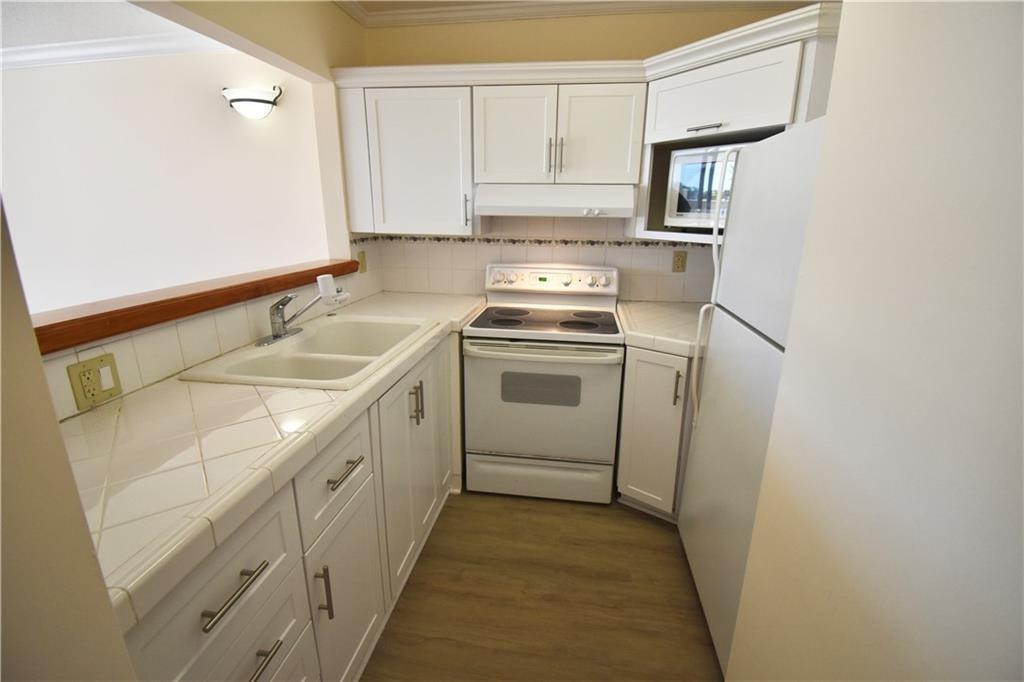 1800 NW 24th Ave 203