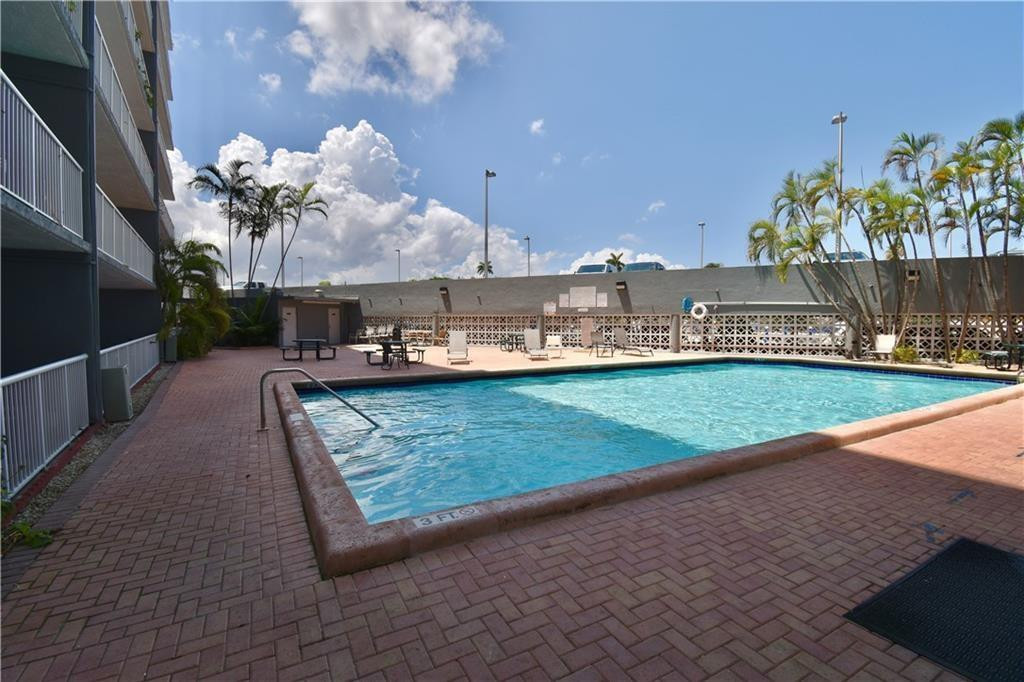1800 NW 24th Ave 203