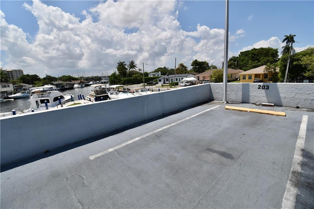 1800 NW 24th Ave 203