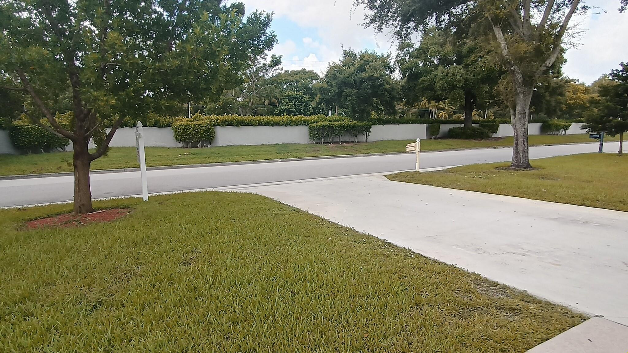 9712 NW 46th Mnr
