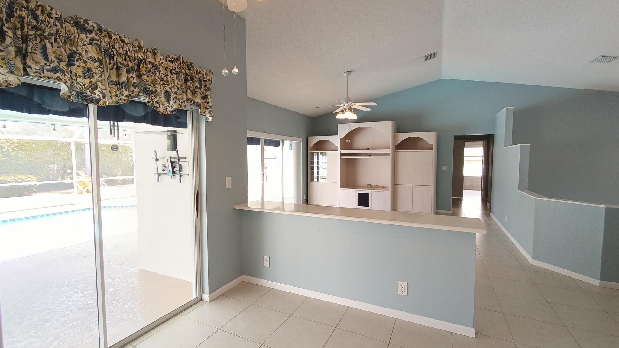 9712 NW 46th Mnr