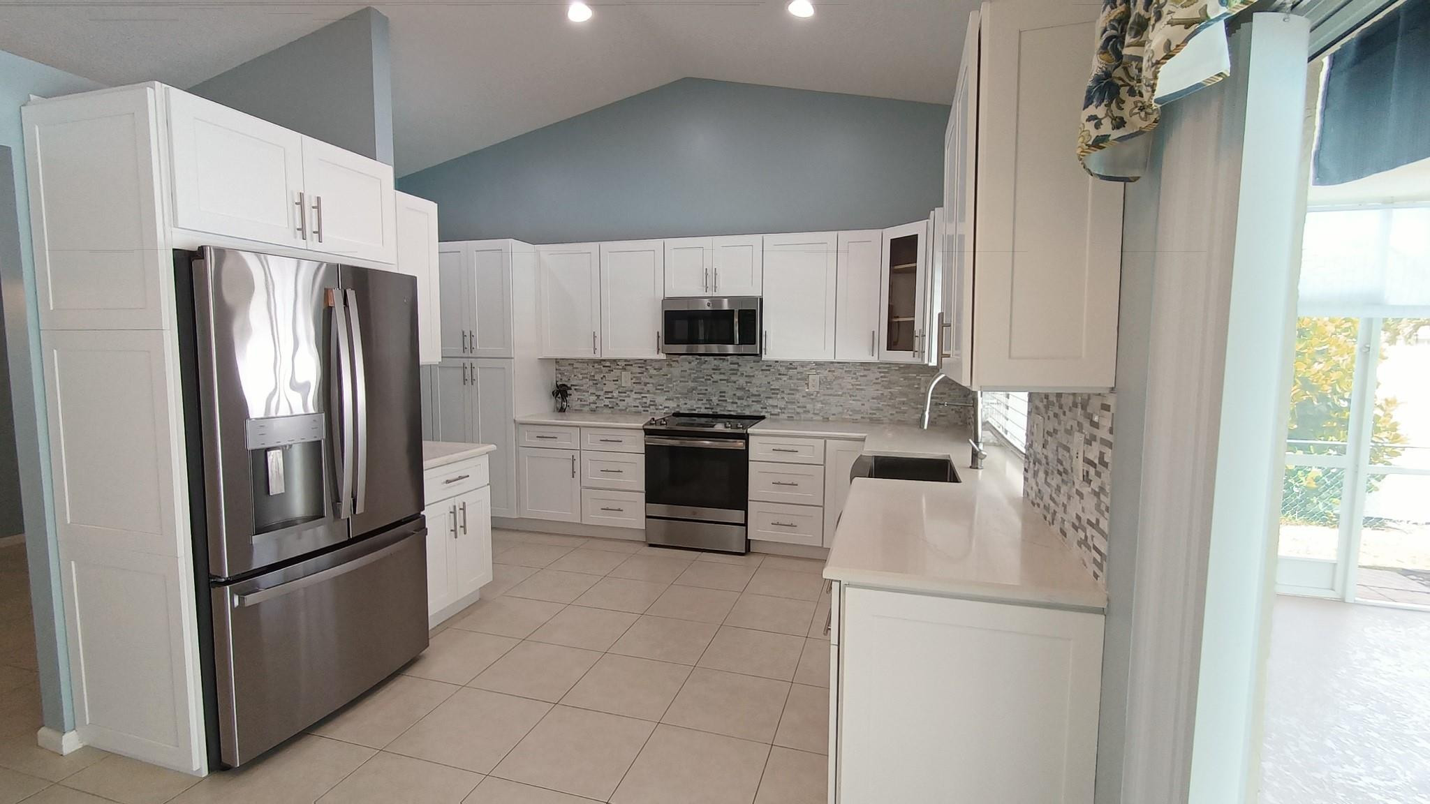 9712 NW 46th Mnr