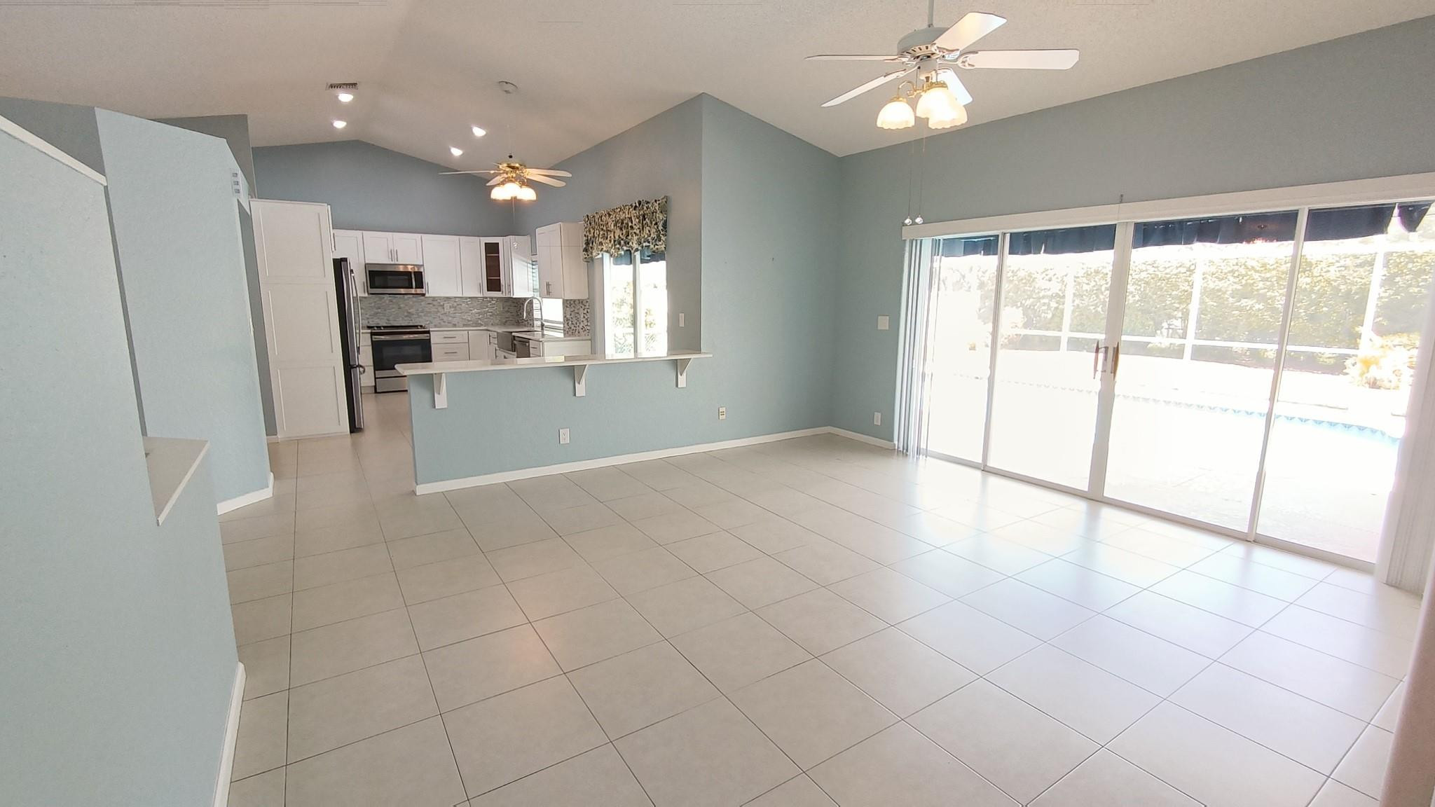 9712 NW 46th Mnr