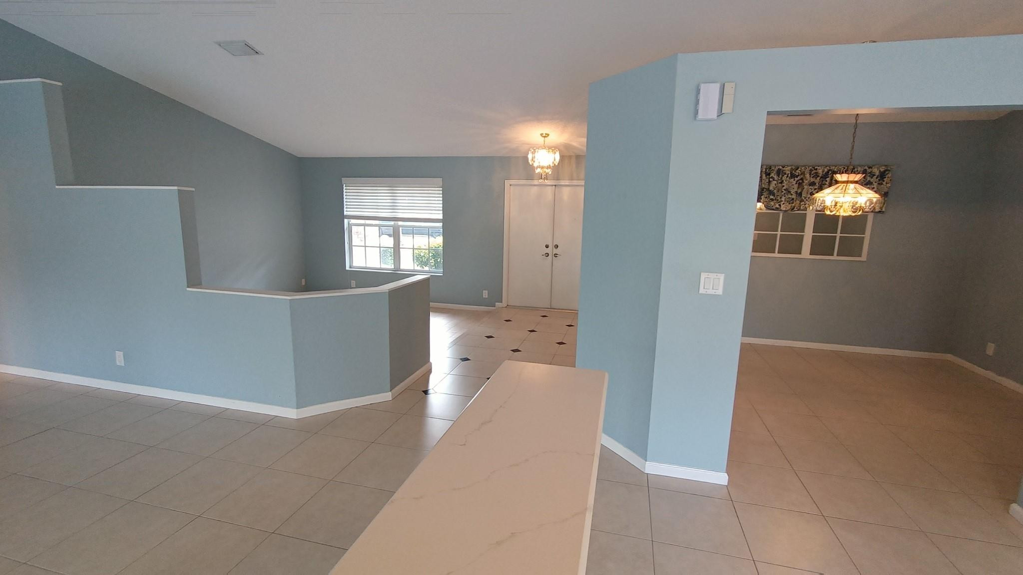 9712 NW 46th Mnr