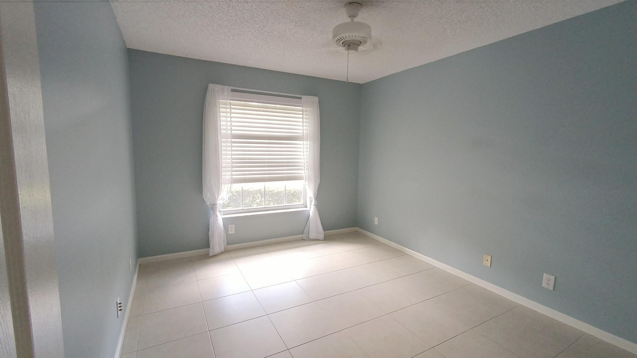 9712 NW 46th Mnr