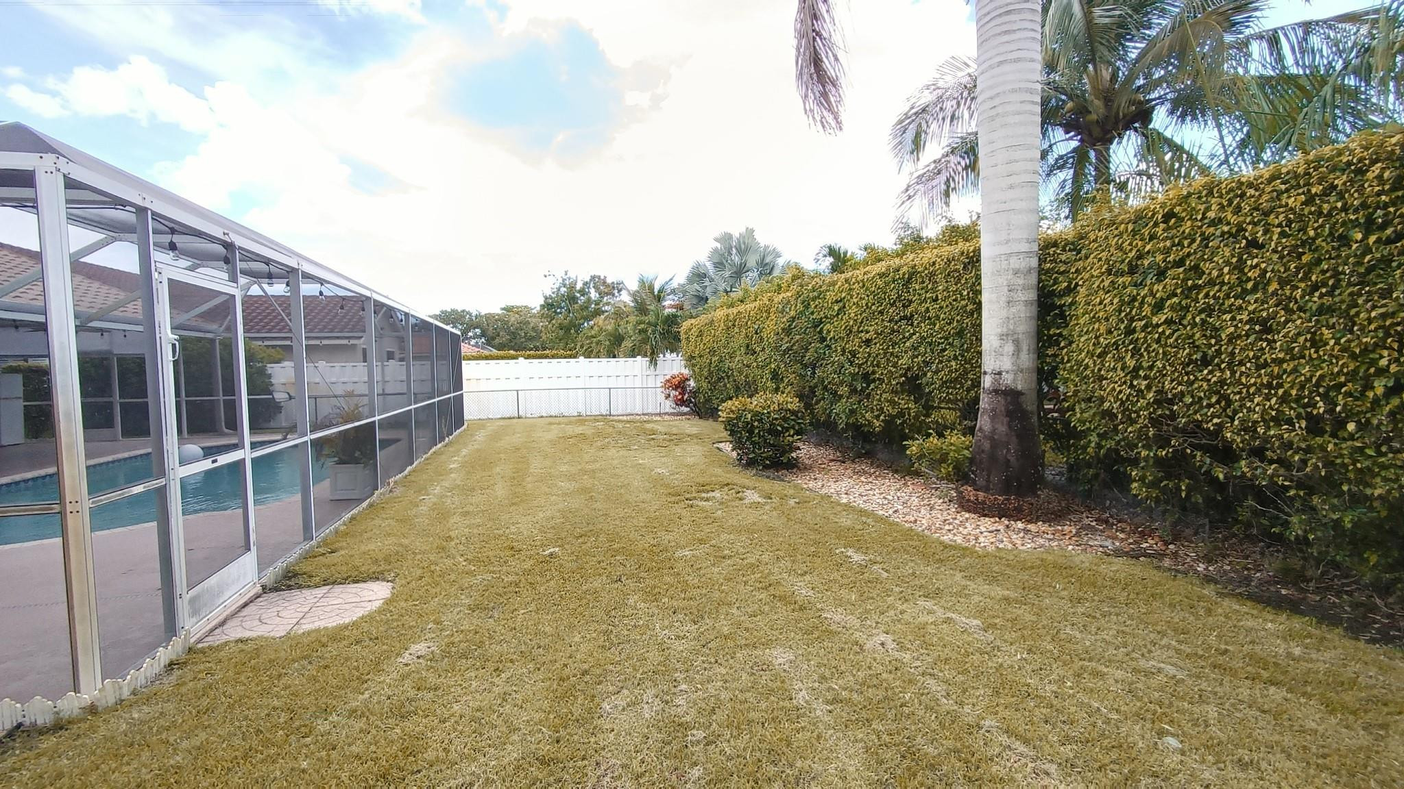9712 NW 46th Mnr