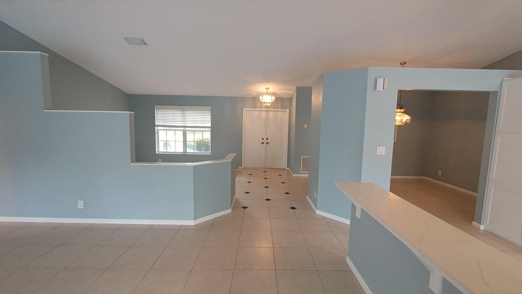 9712 NW 46th Mnr