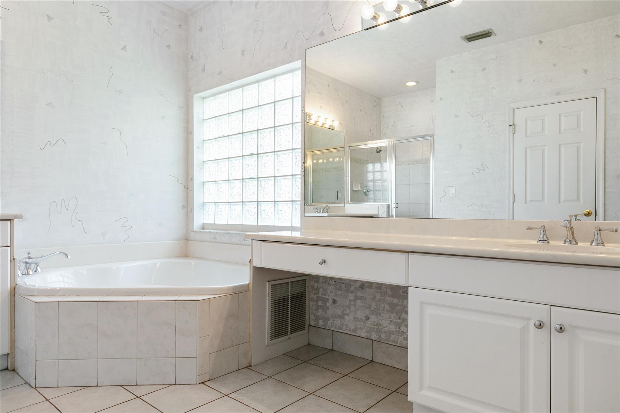 11239 NW 65th Mnr