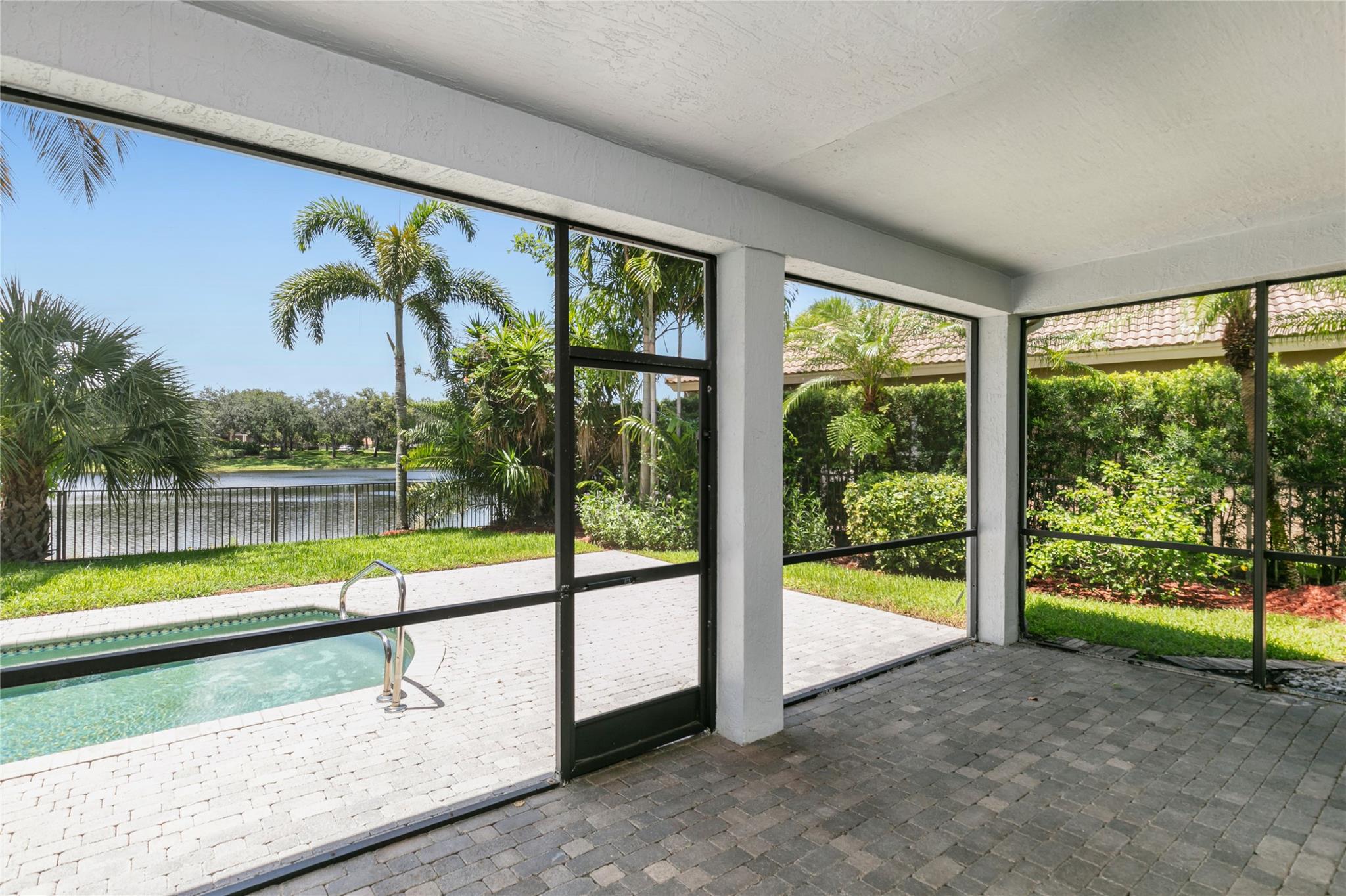11239 NW 65th Mnr