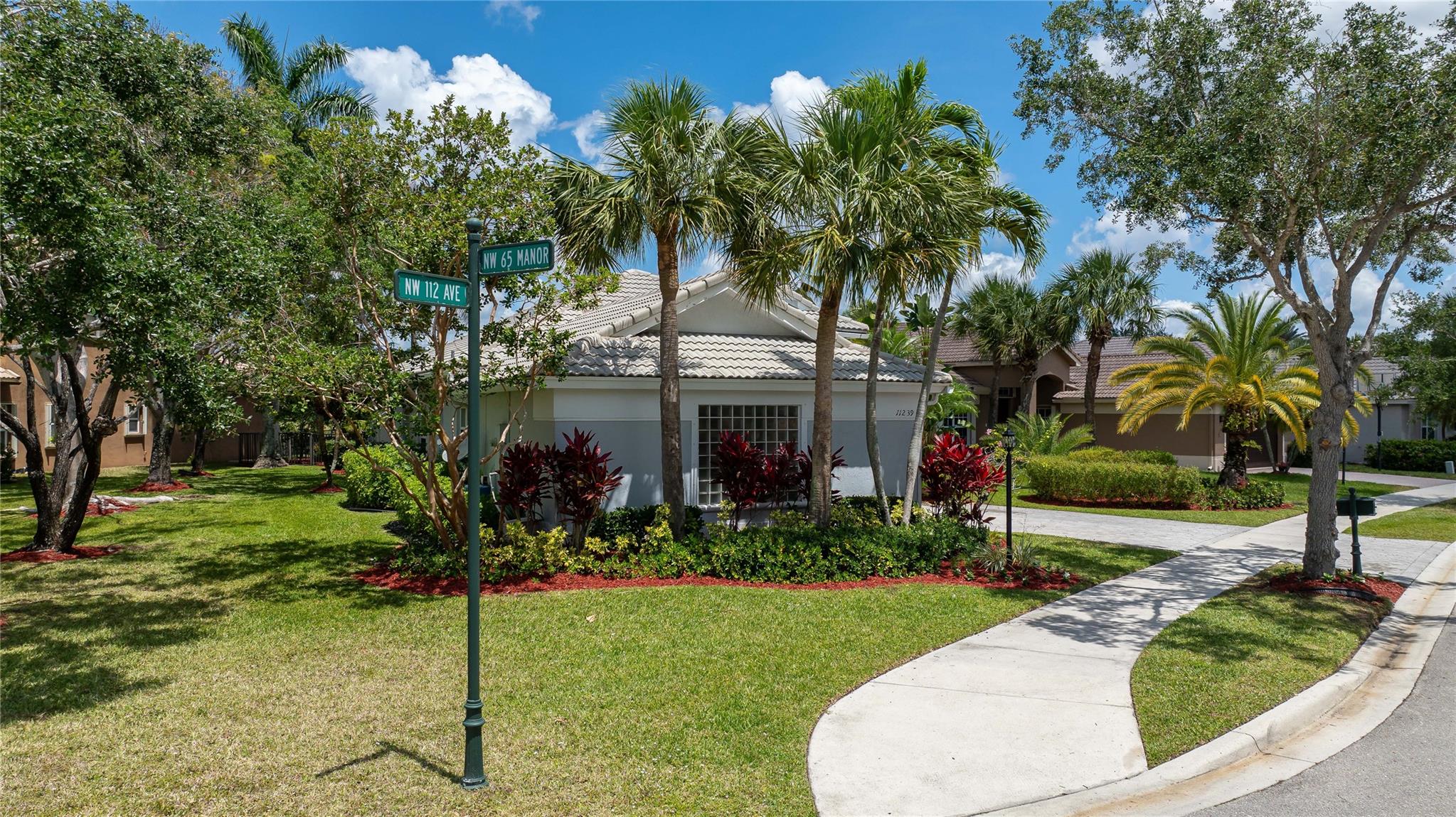 11239 NW 65th Mnr