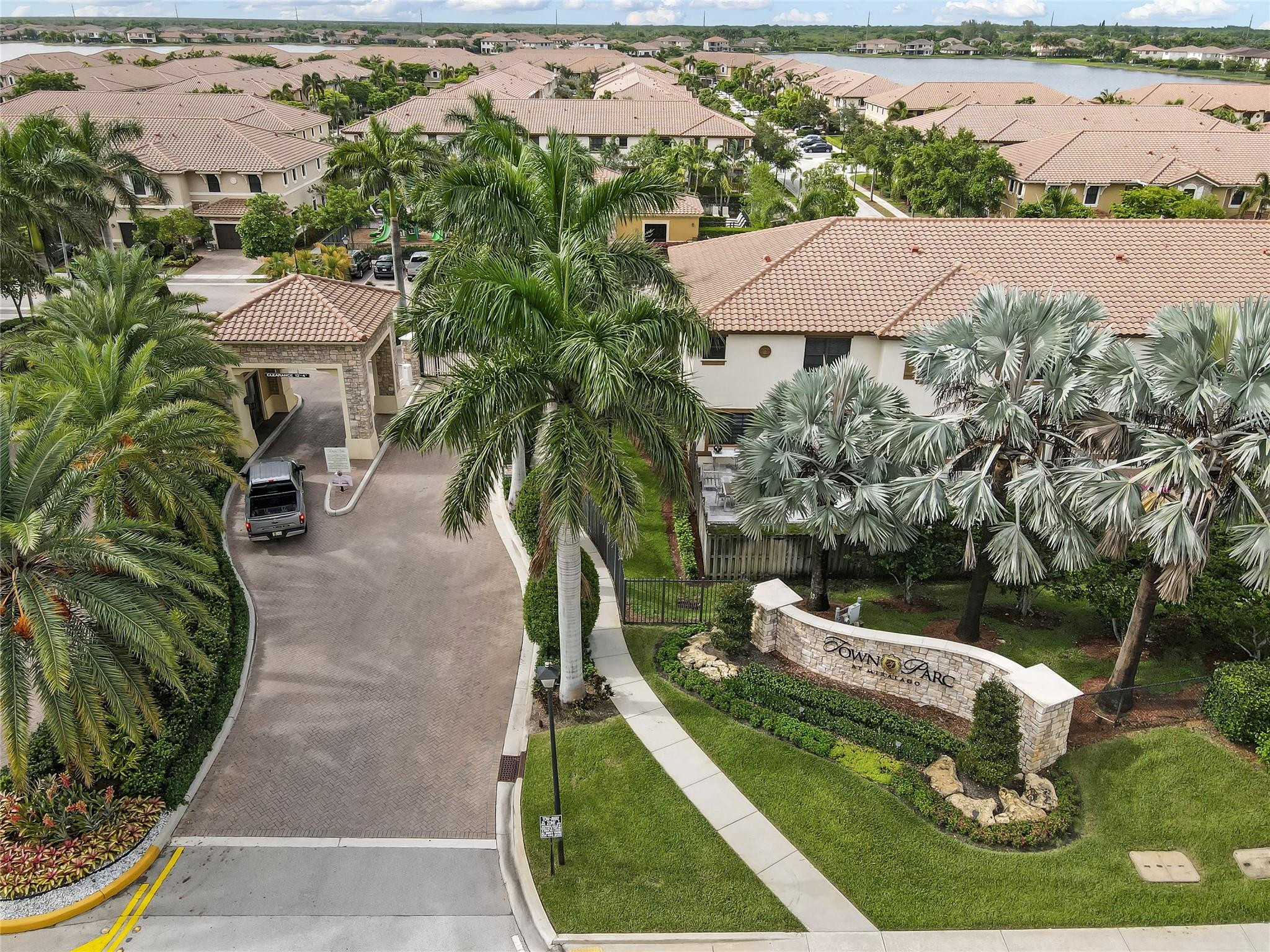 8448 Blue Cove Way 8448