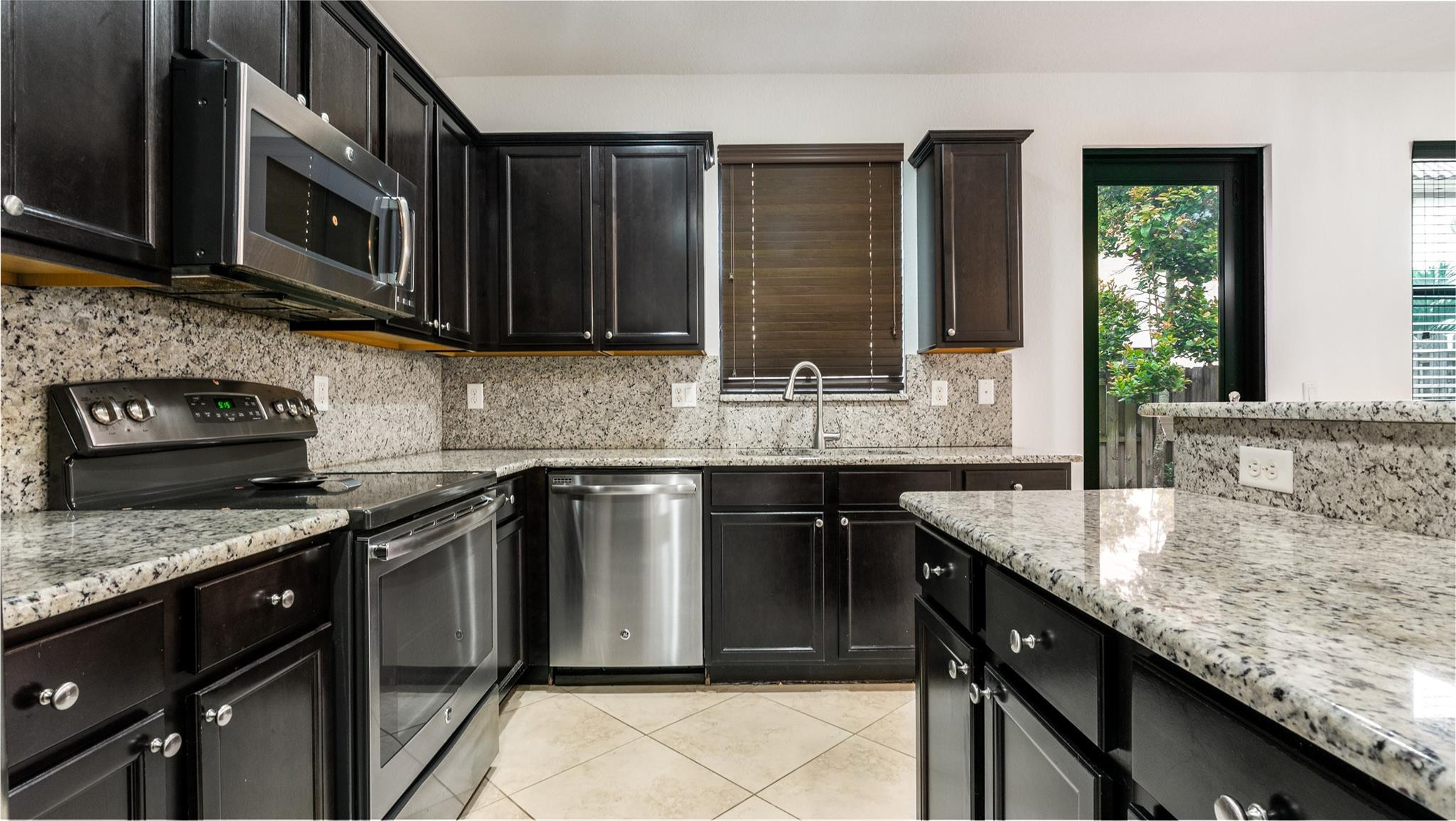 8448 Blue Cove Way 8448