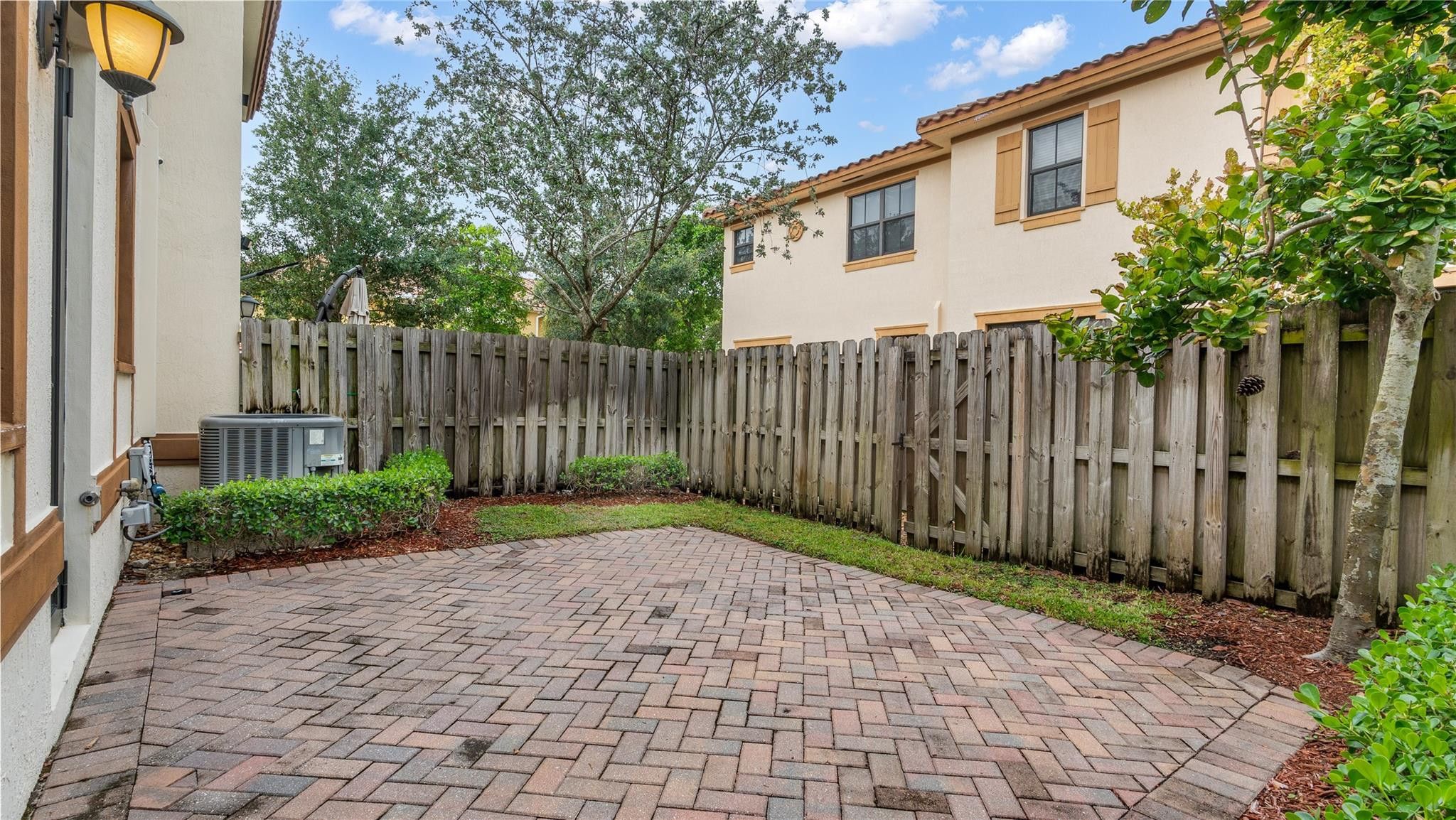 8448 Blue Cove Way 8448
