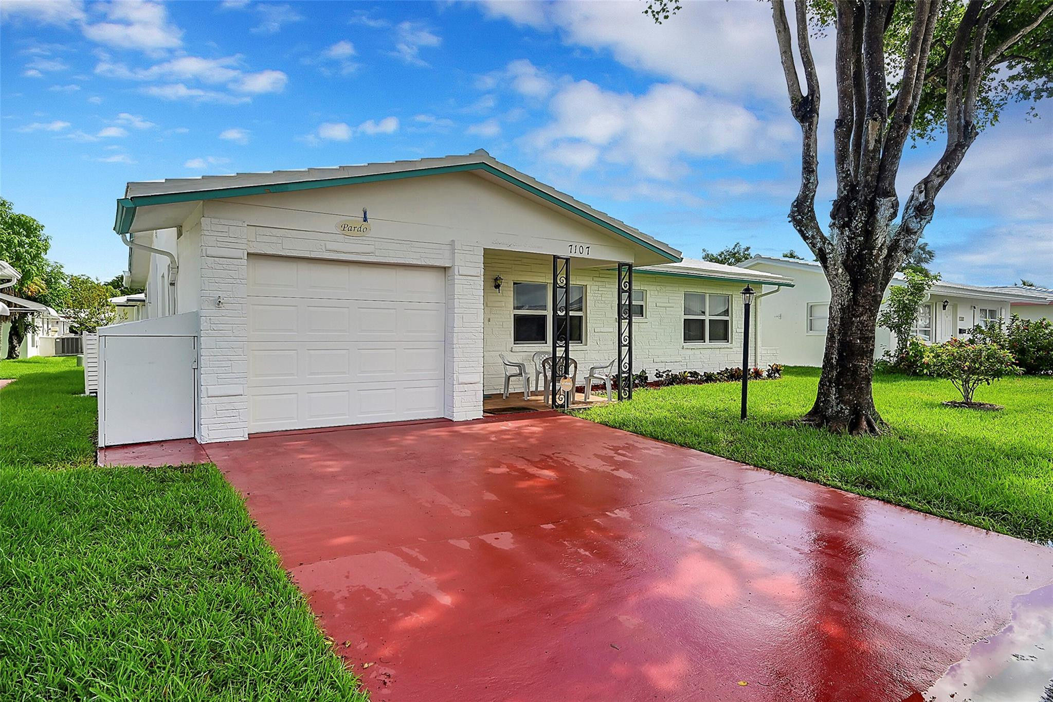 7107 NW 74th Pl
