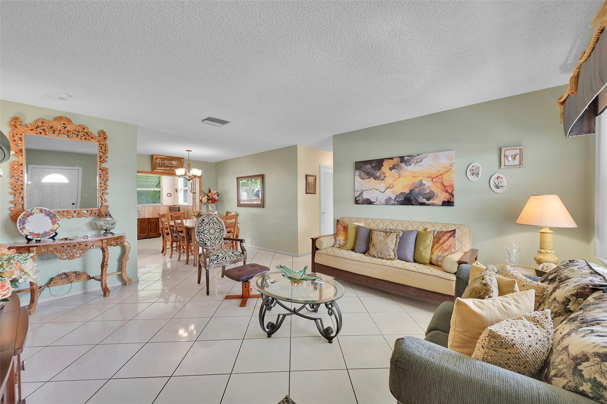 7107 NW 74th Pl